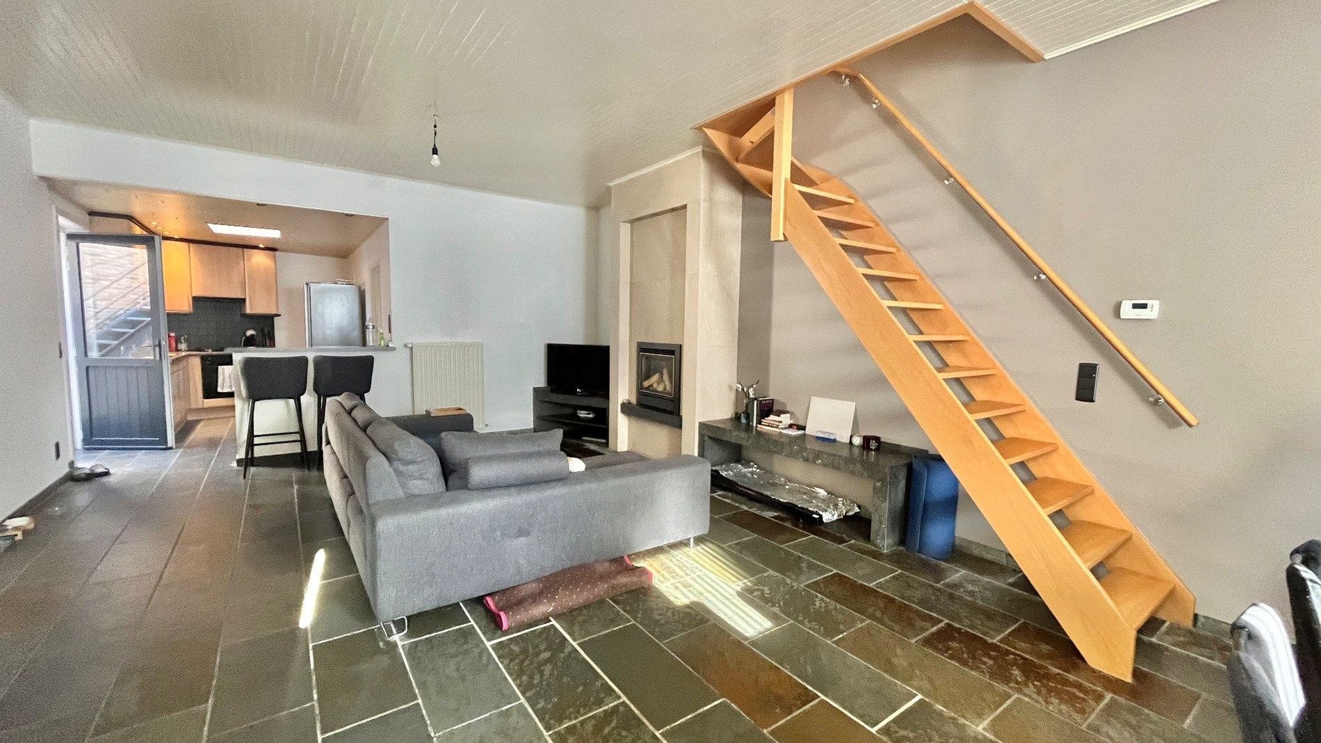Instapklare woning in rustige straat te Rumbeke foto 22