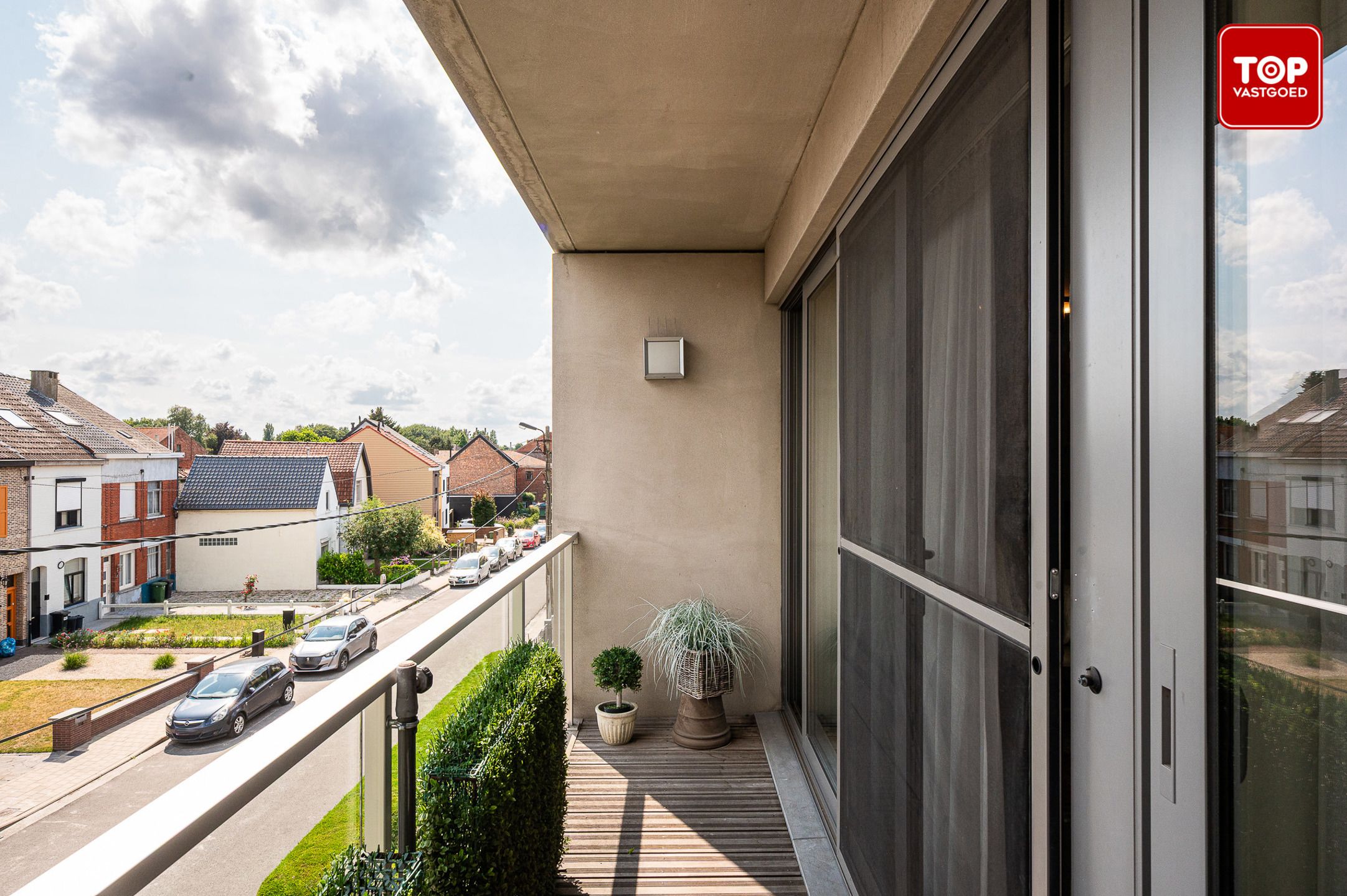 Instapklaar duplex appartement met  2 terrassen. foto 22