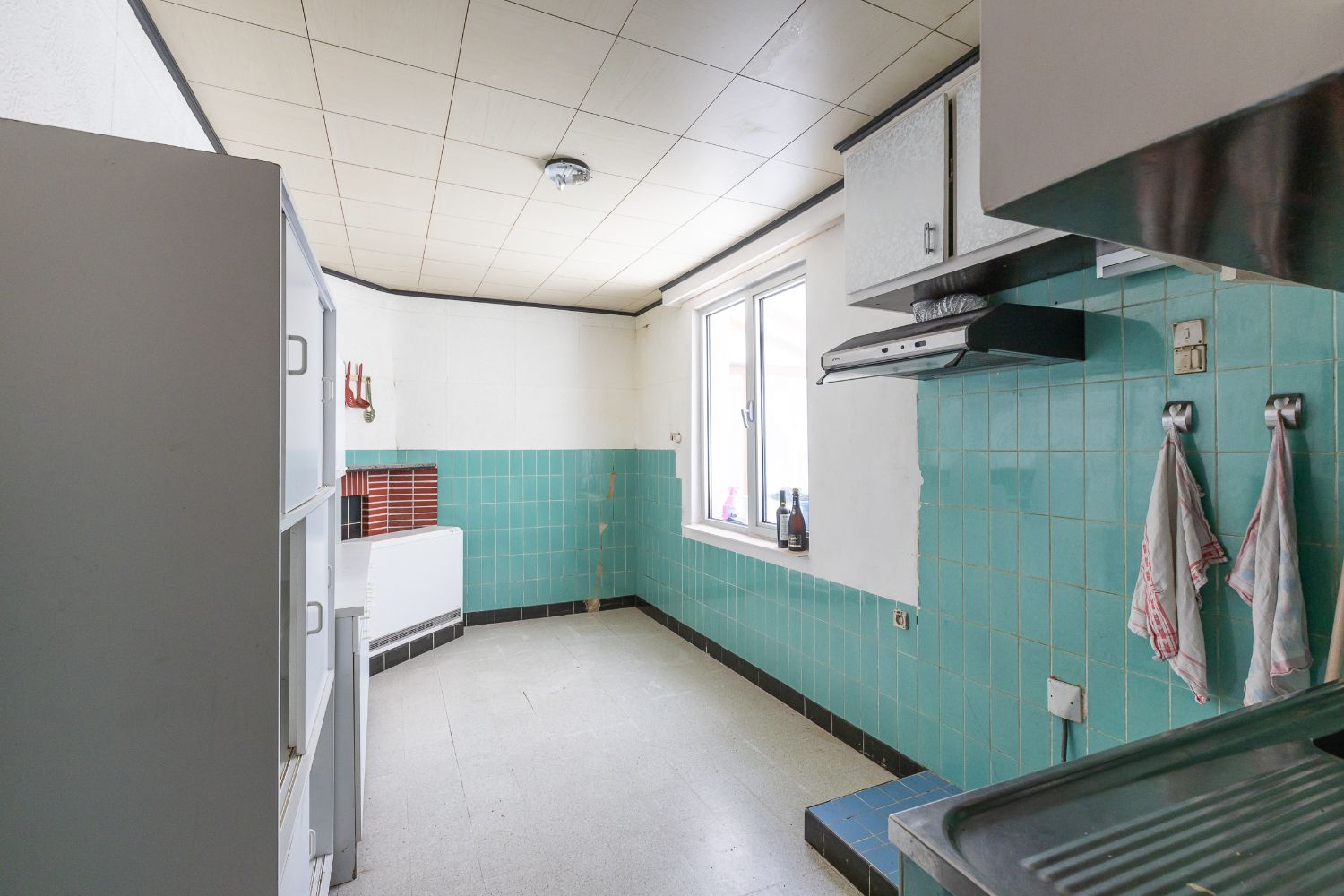 Te renoveren woning op aangename locatie foto 8