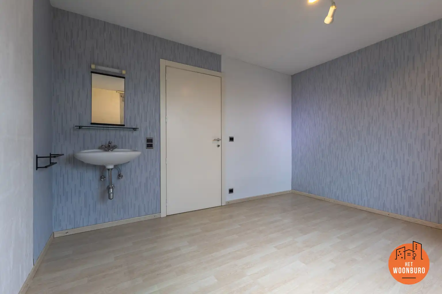 Ruime woning: 5 slpks, garage en grote tuin op toplocatie foto 19