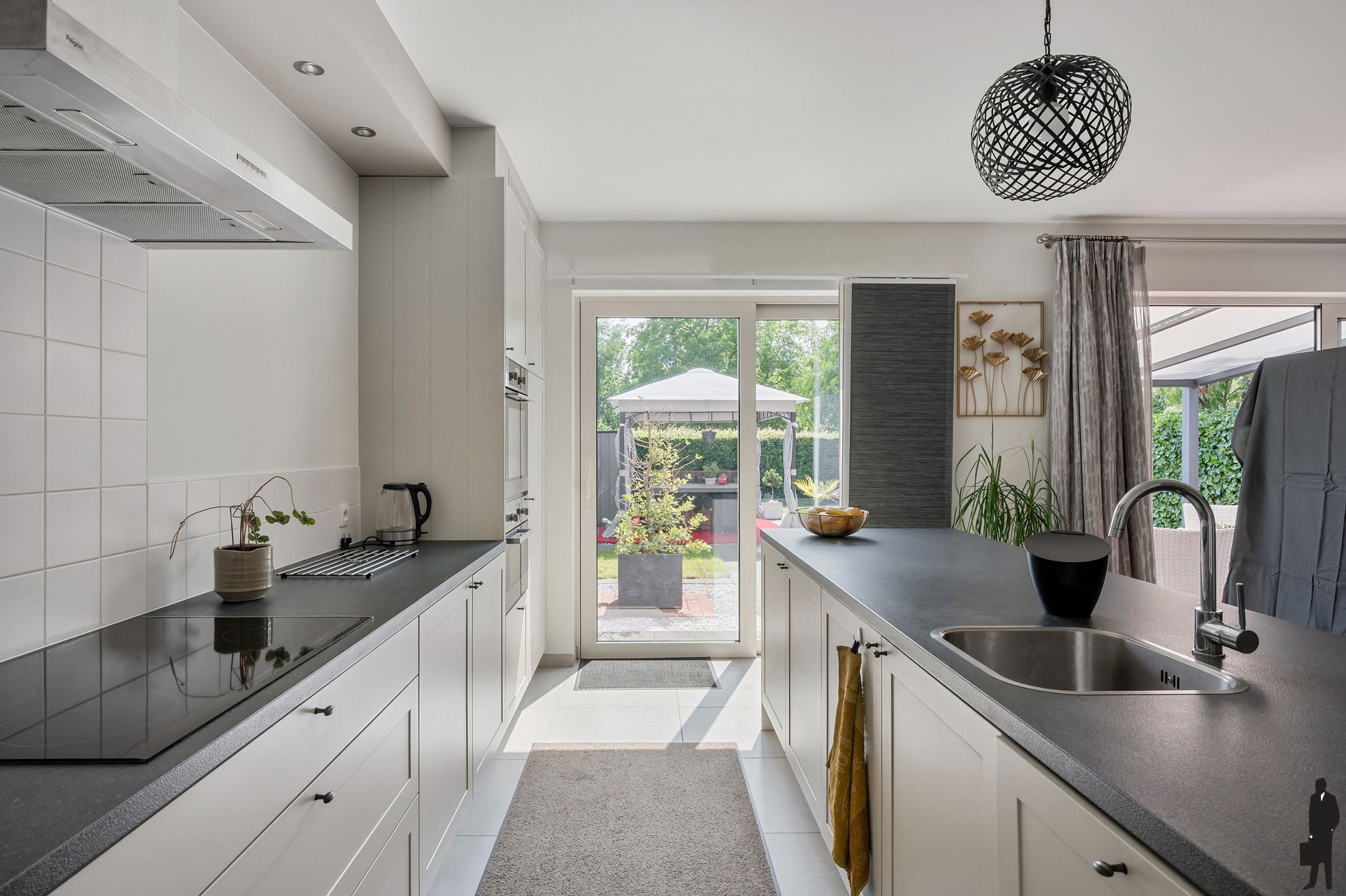 Instapklare en energiezuinige woning op ca. 302 m² ! foto 5
