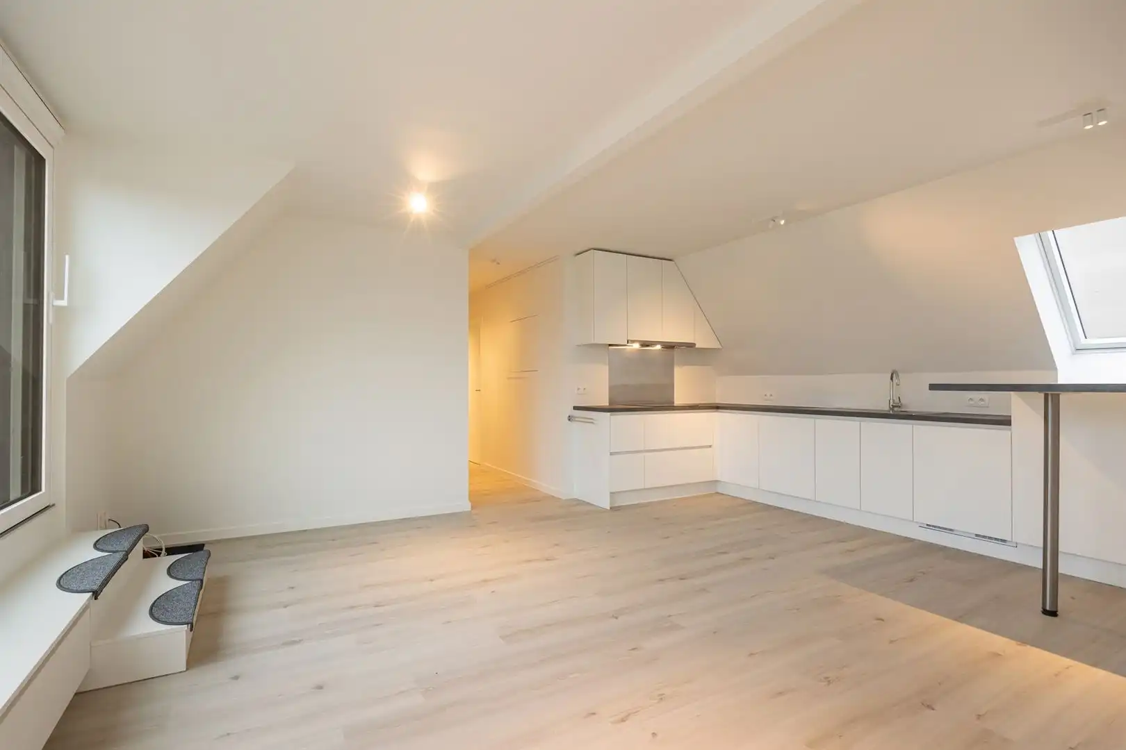 Mooi appartement met autostaanplaats foto 4