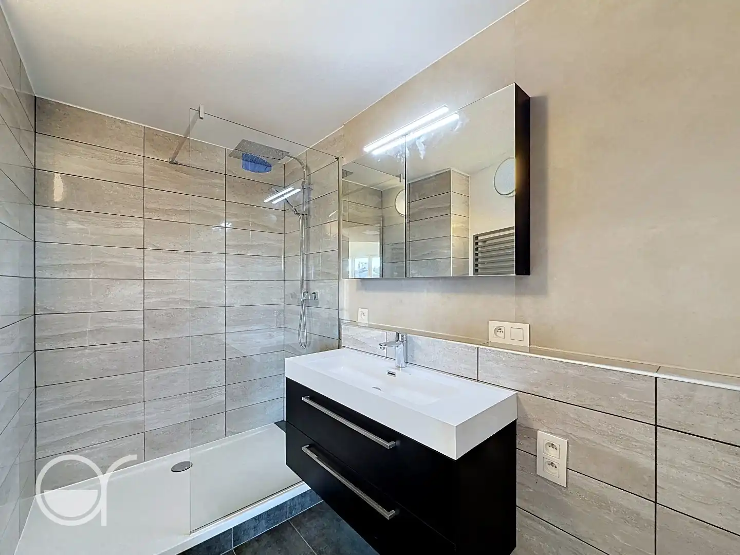Uitstekend gelegen 2-slaapkamerappartement in centrum Gent foto 4