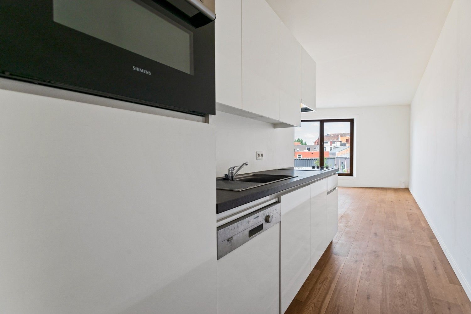 Instapklaar appartment te koop in Antwerpen! foto 4