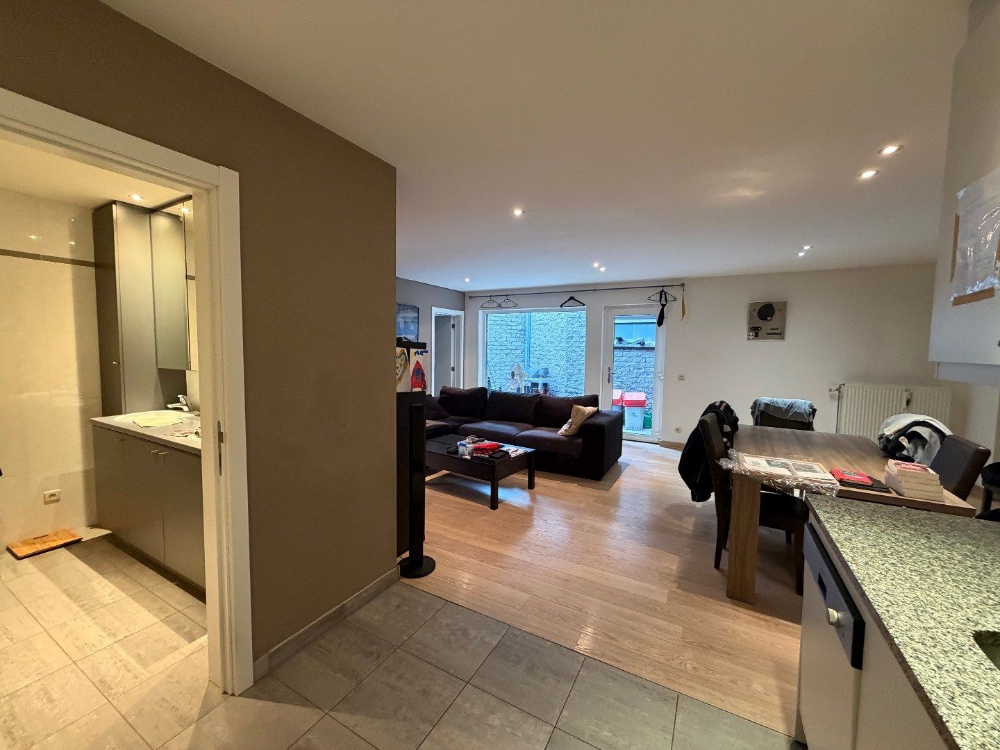 Gelijkvloers app. nabij het Carlos Dierickxplein te Asper. foto 8