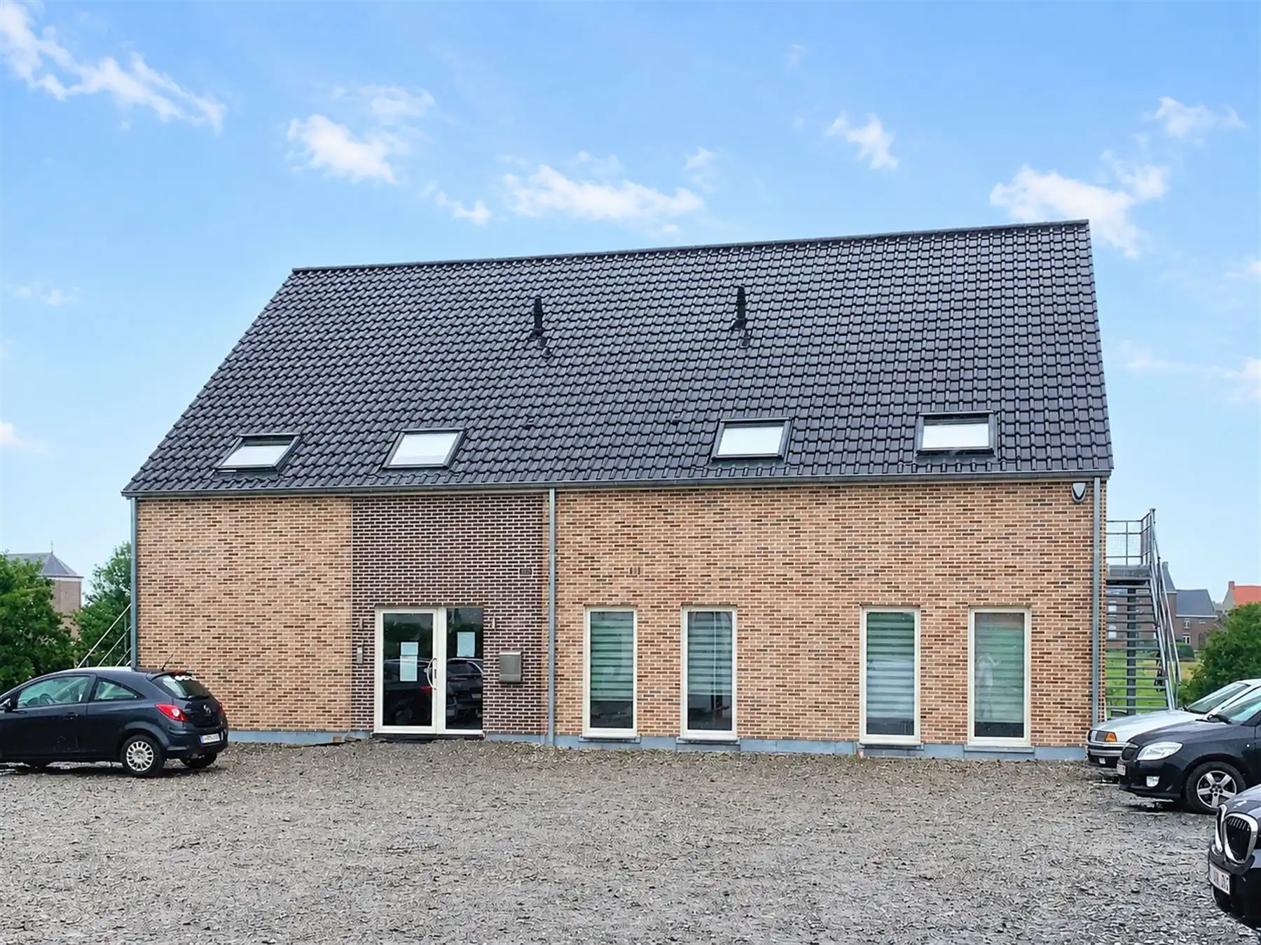 Landelijk gelegen appartement  foto {{pictureIndex}}
