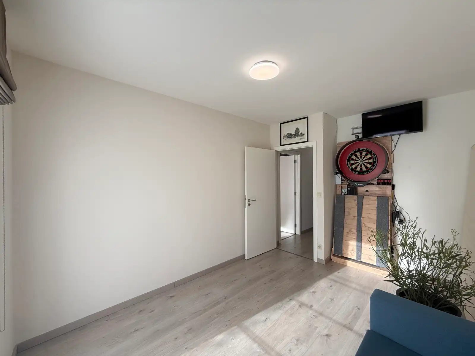 Prachtig en ruim tuinappartement met landelijk zicht foto 15