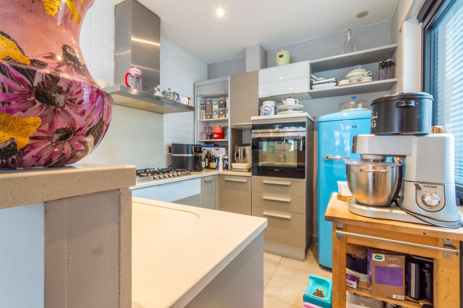 Welgelegen en instapklare 3-gevelwoning met oa. 3 slaapkamers! foto 9