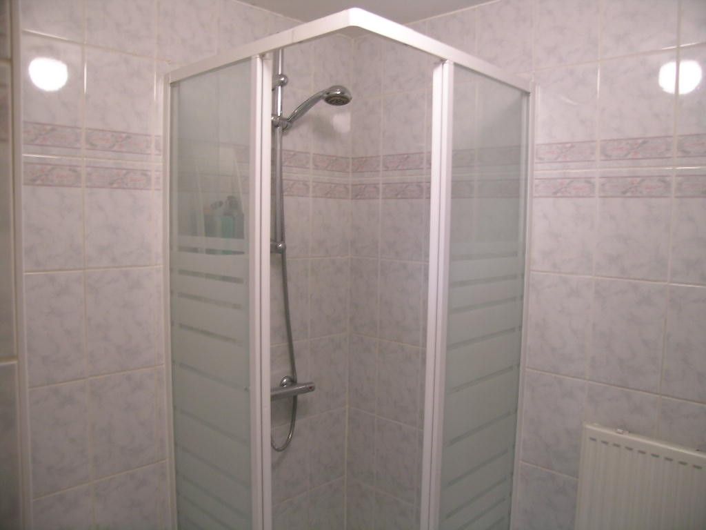 Knus 1 slaapkamer appartement te koop in het centrum van Maasmechelen, ideaal als investering! foto 6