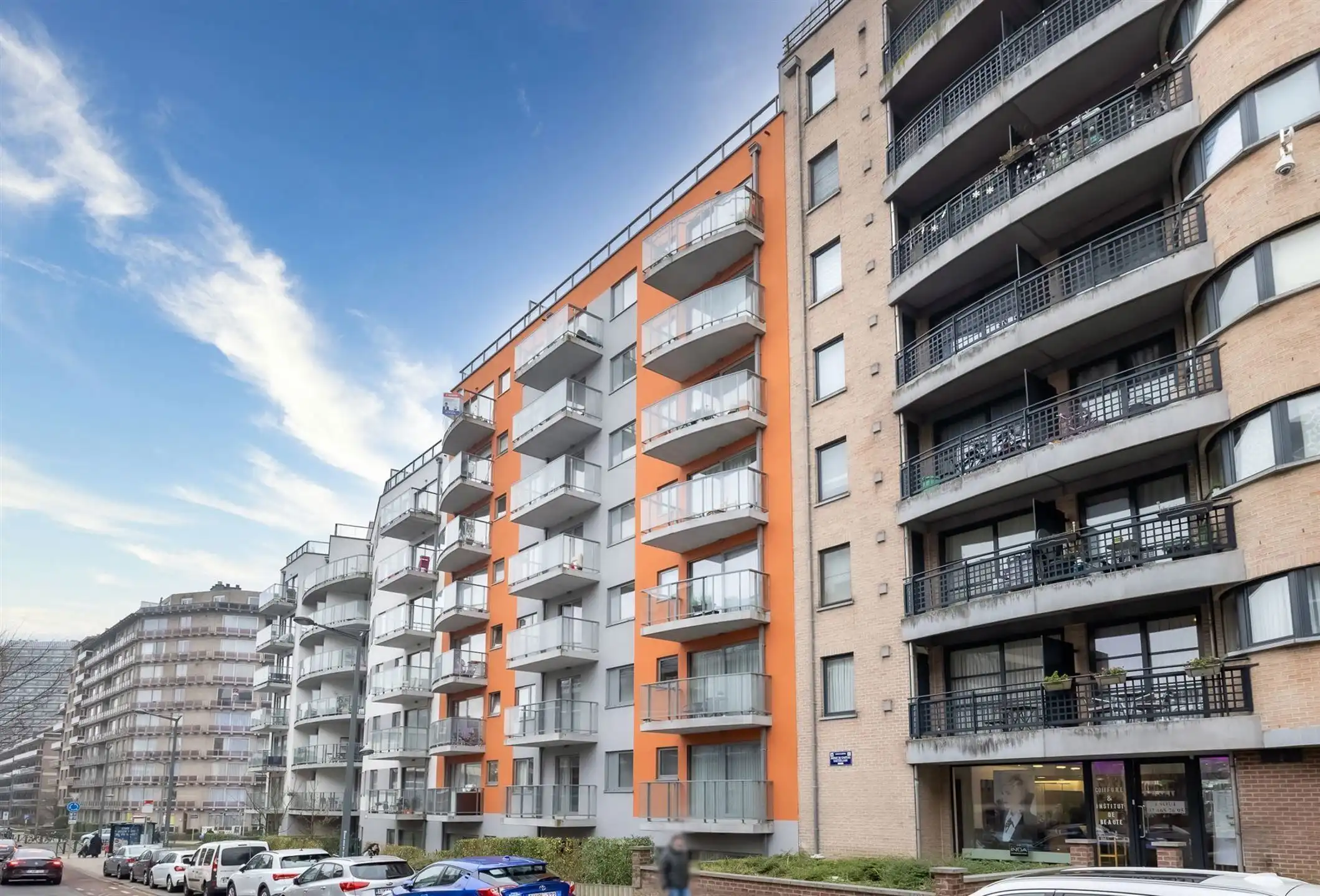 Parkeerplaats te huur foto 2