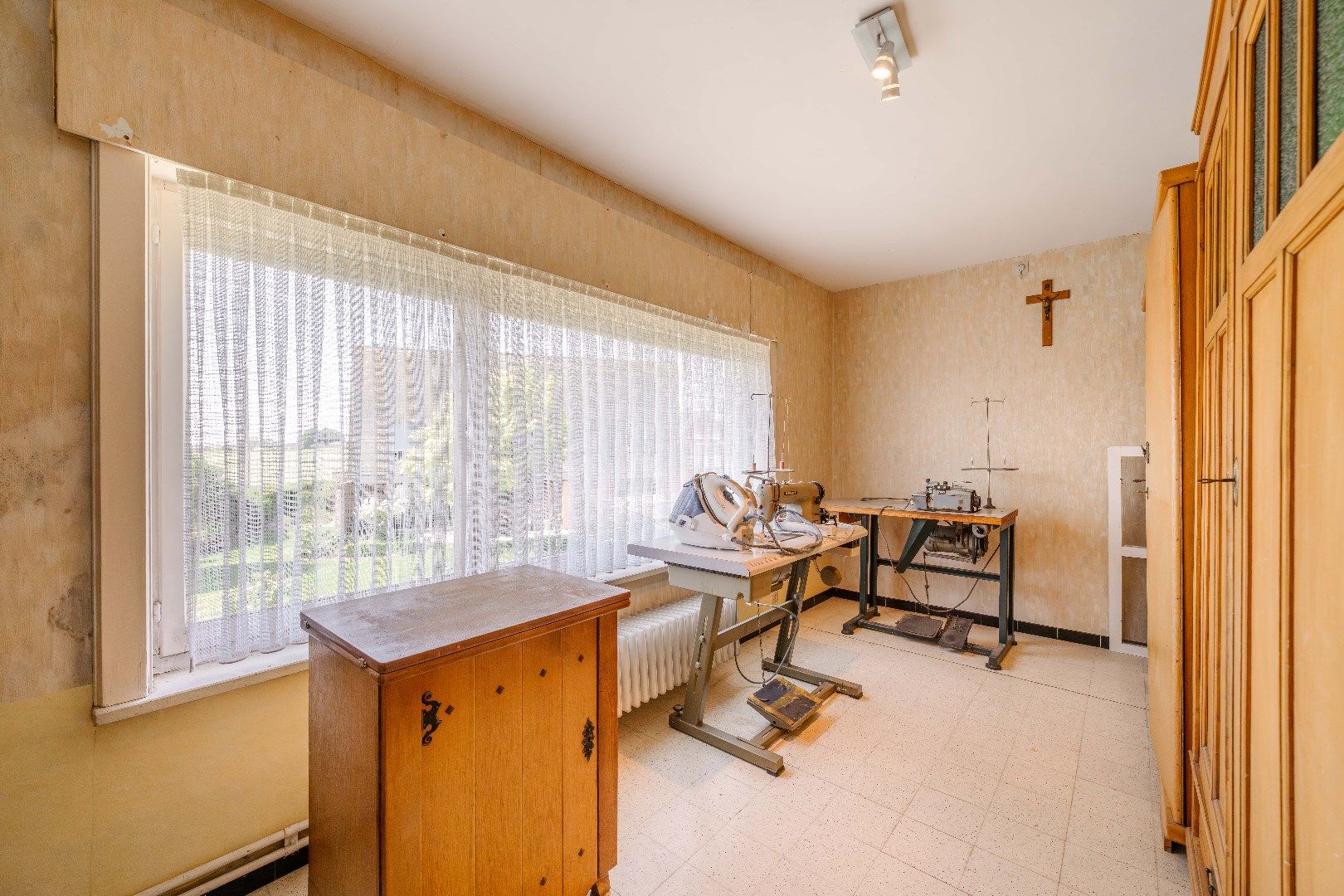 ZEER RUIME ALLEENSTAANDE WONING OP 627 m² | 5 SLPKS  foto 16