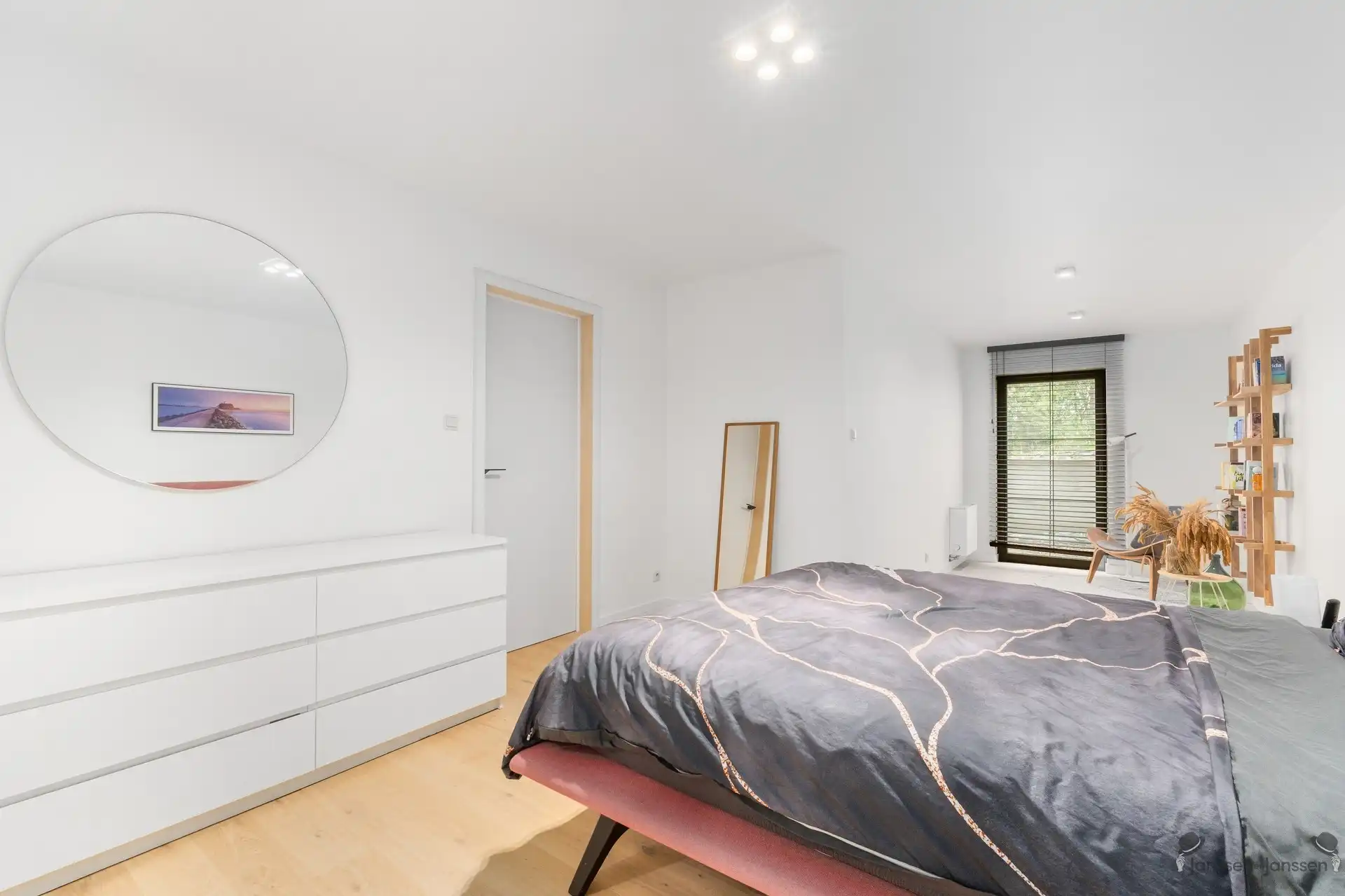 Unieke landelijk-moderne villa met adembenemend uitzicht aan Troostembergbos foto 16