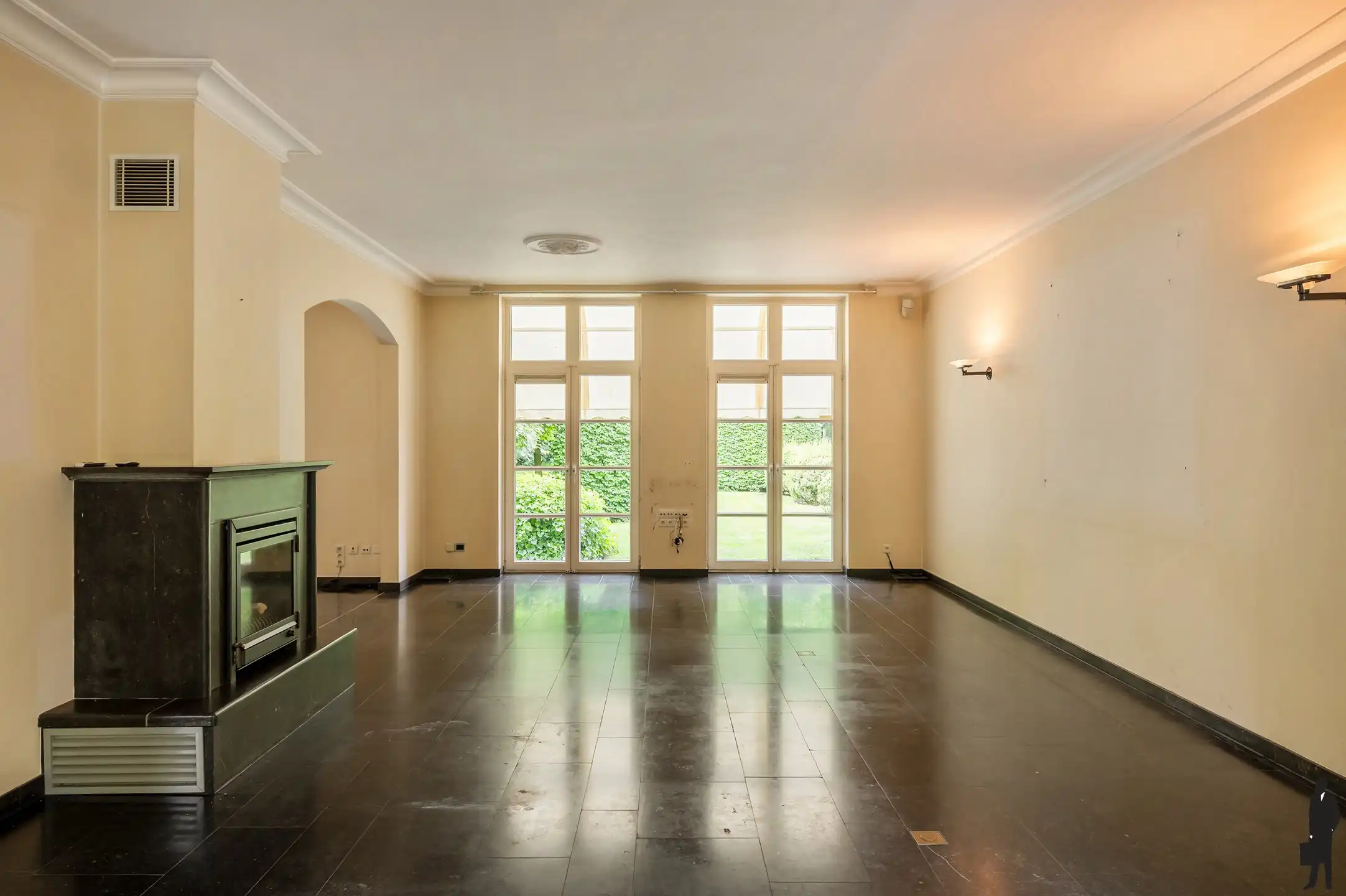 Op absolute toplocatie gelegen villa! foto 6