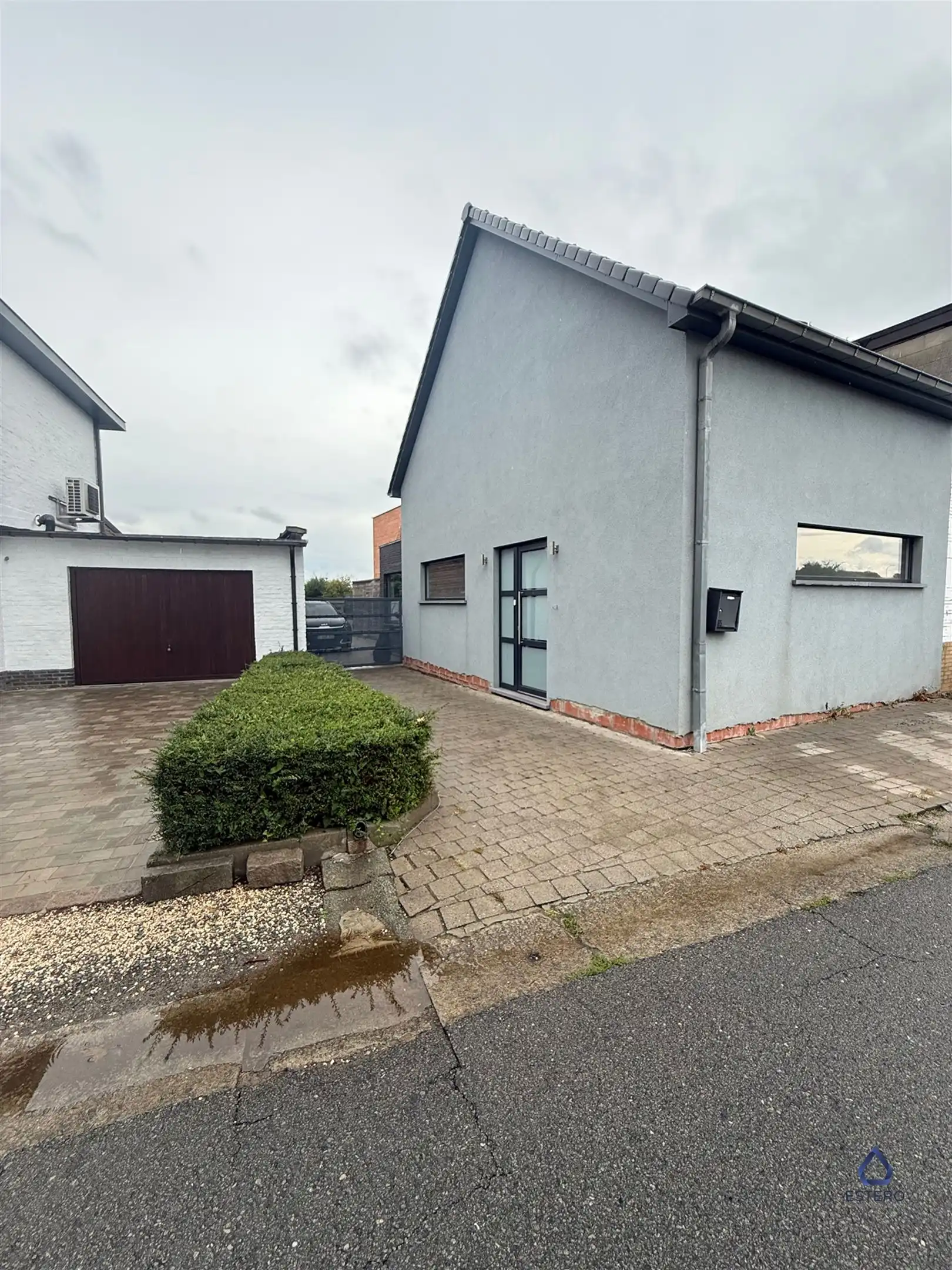 Huis te huur in Ninove foto {{pictureIndex}}