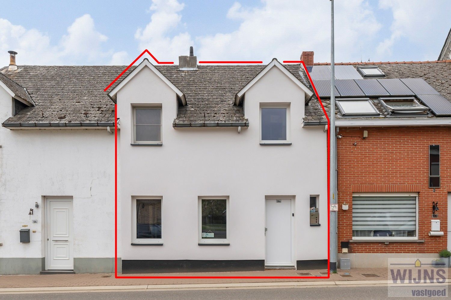 Rijwoning met drie slaapkamers in het pittoreske Zichem. foto {{pictureIndex}}