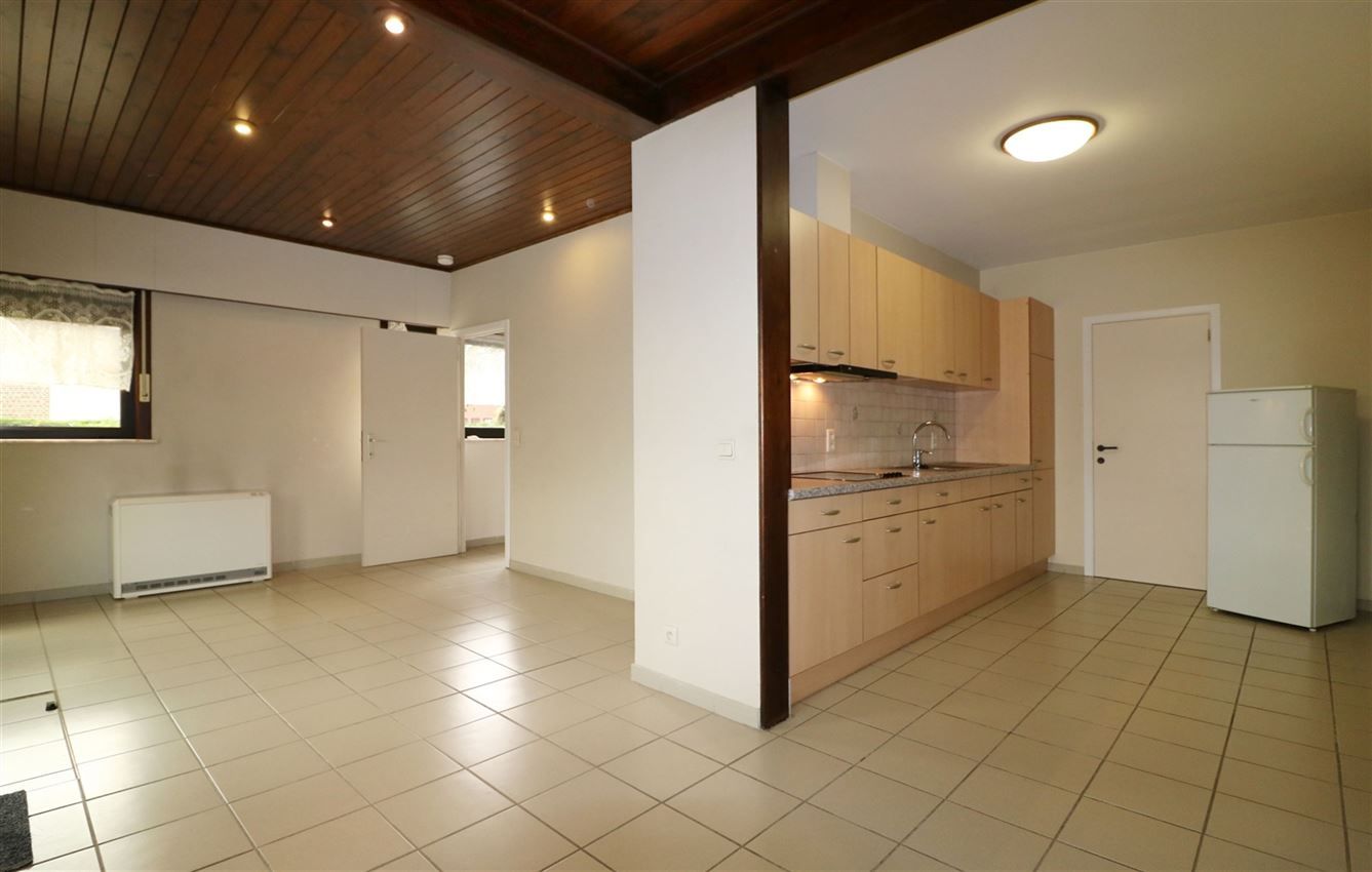 Gvl appartement met 1 ruime slpk. en autostaanplaats, dicht bij centrum Rillaar foto 2