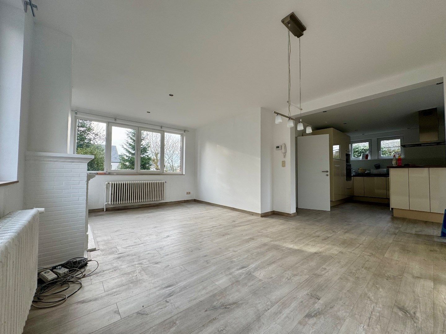 TE HUUR - Op zoek naar een charmante en karaktervolle woning in Meise? Welkom Home! foto 7