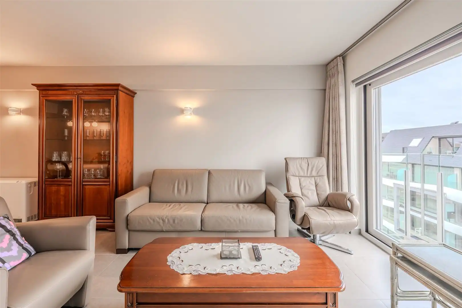 Instap klaar 1-slaapkamer appartement met schuin zeezicht foto 9