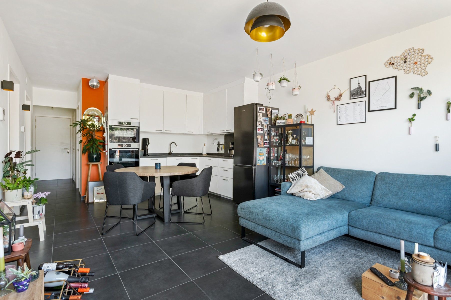 Instapklaar gelijkvloersappartement met tuin foto 8