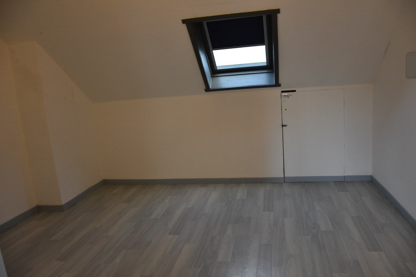 Opgefriste rijwoning met stadskoertje foto 6