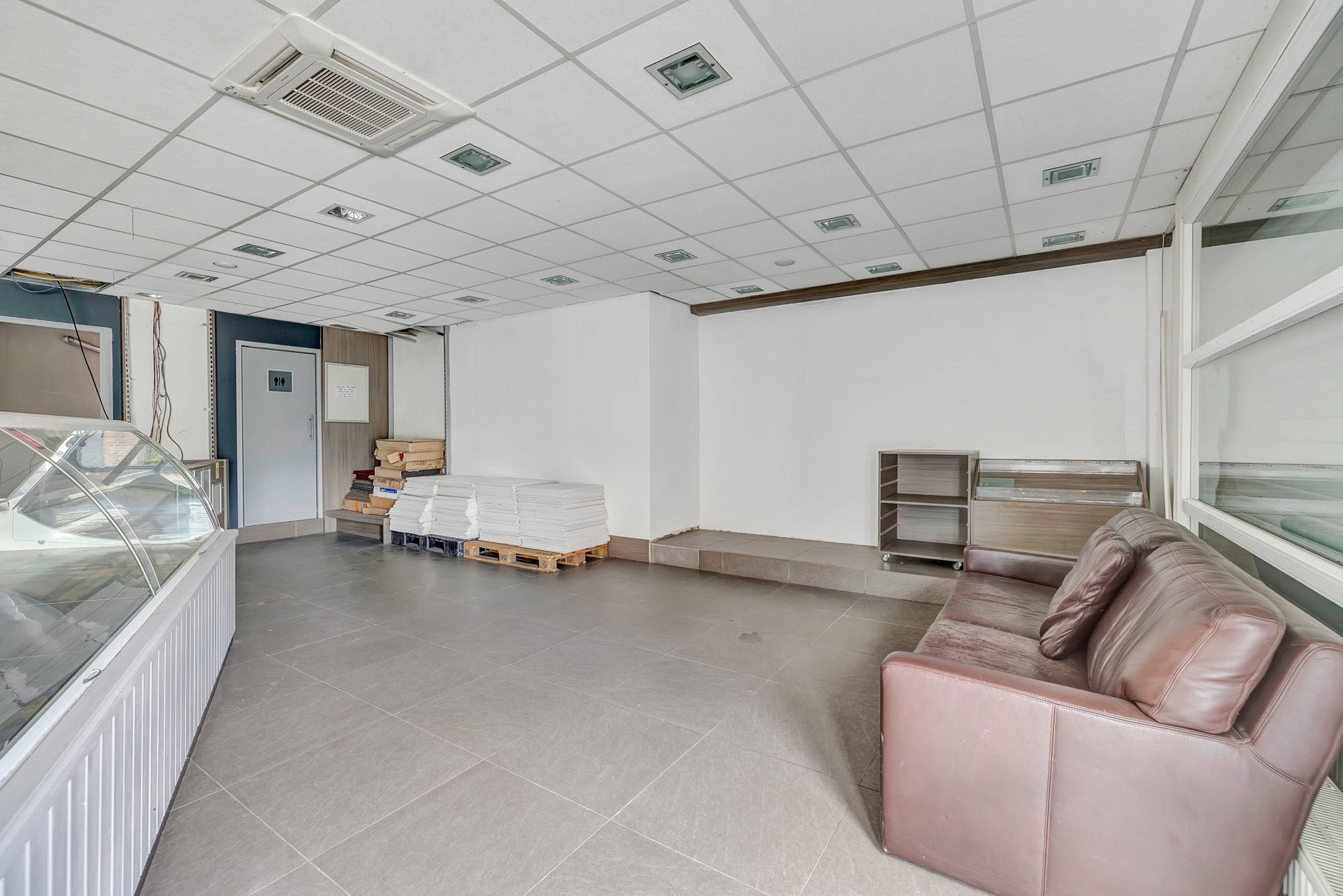 Handelszaak op toplocatie foto 7