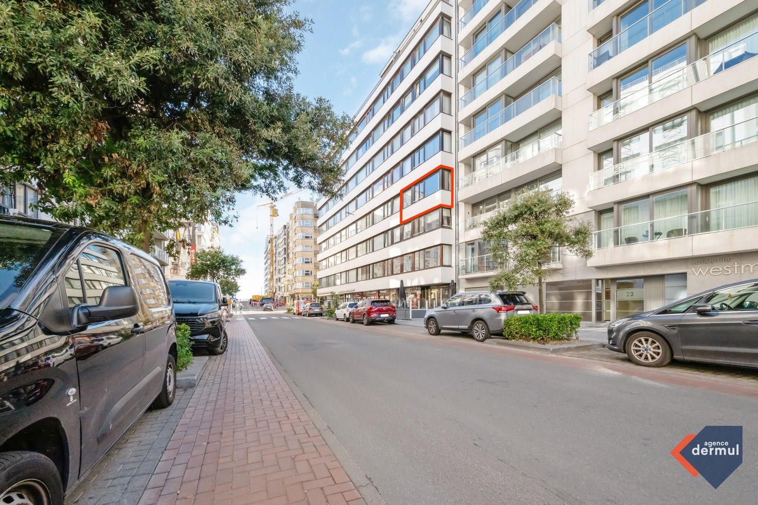 RESIDENTIE MONDIAL foto {{pictureIndex}}
