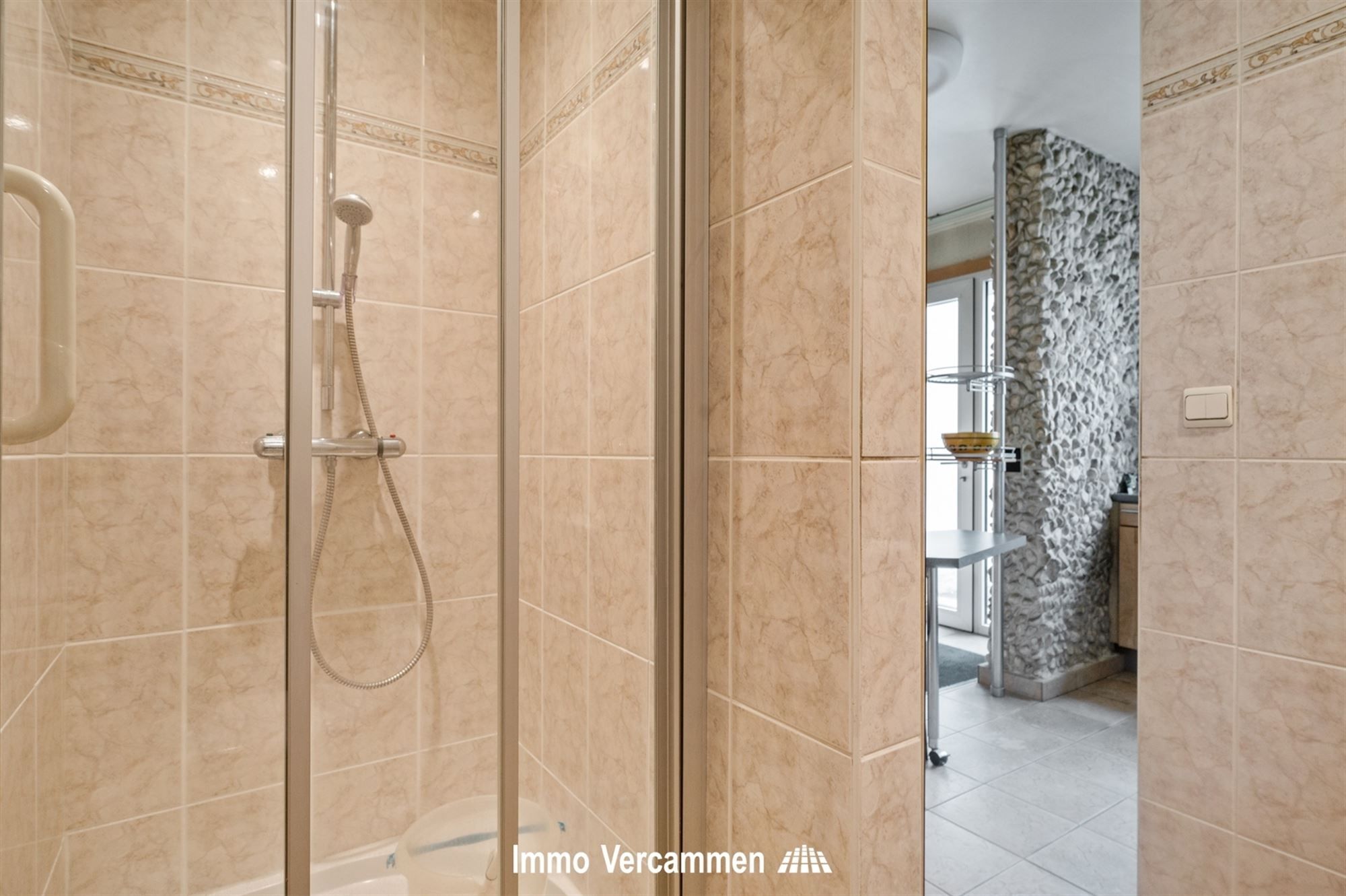 Gezellige woning met 3 SLPK en garage te Mechelen foto 12