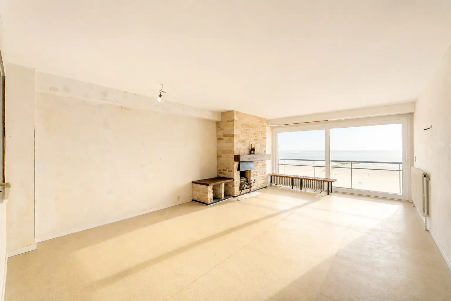 Ruim appartement met frontaal Zeezicht foto 4