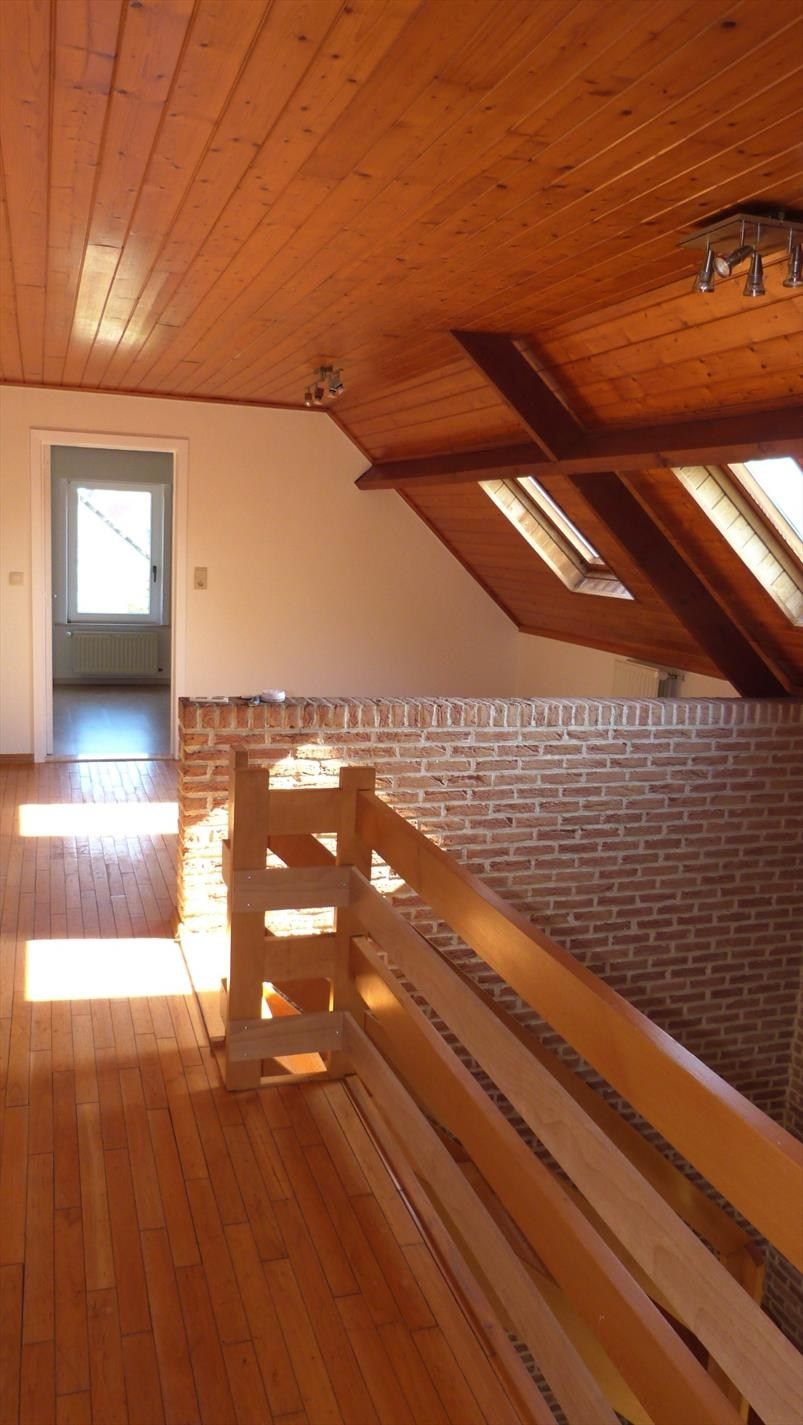 Alleenstaande woning met garage en tuin - rustige ligging foto 15