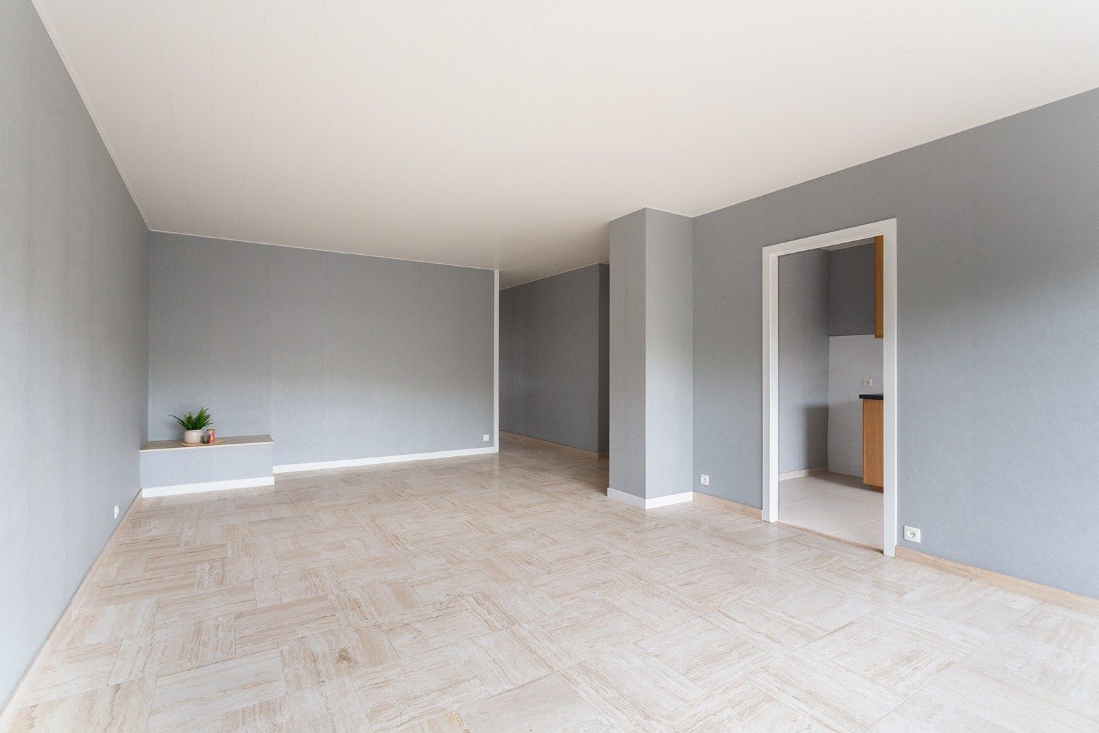 Rustig gelegen 2-slaapkamer appartement met 2 terrassen! foto 3