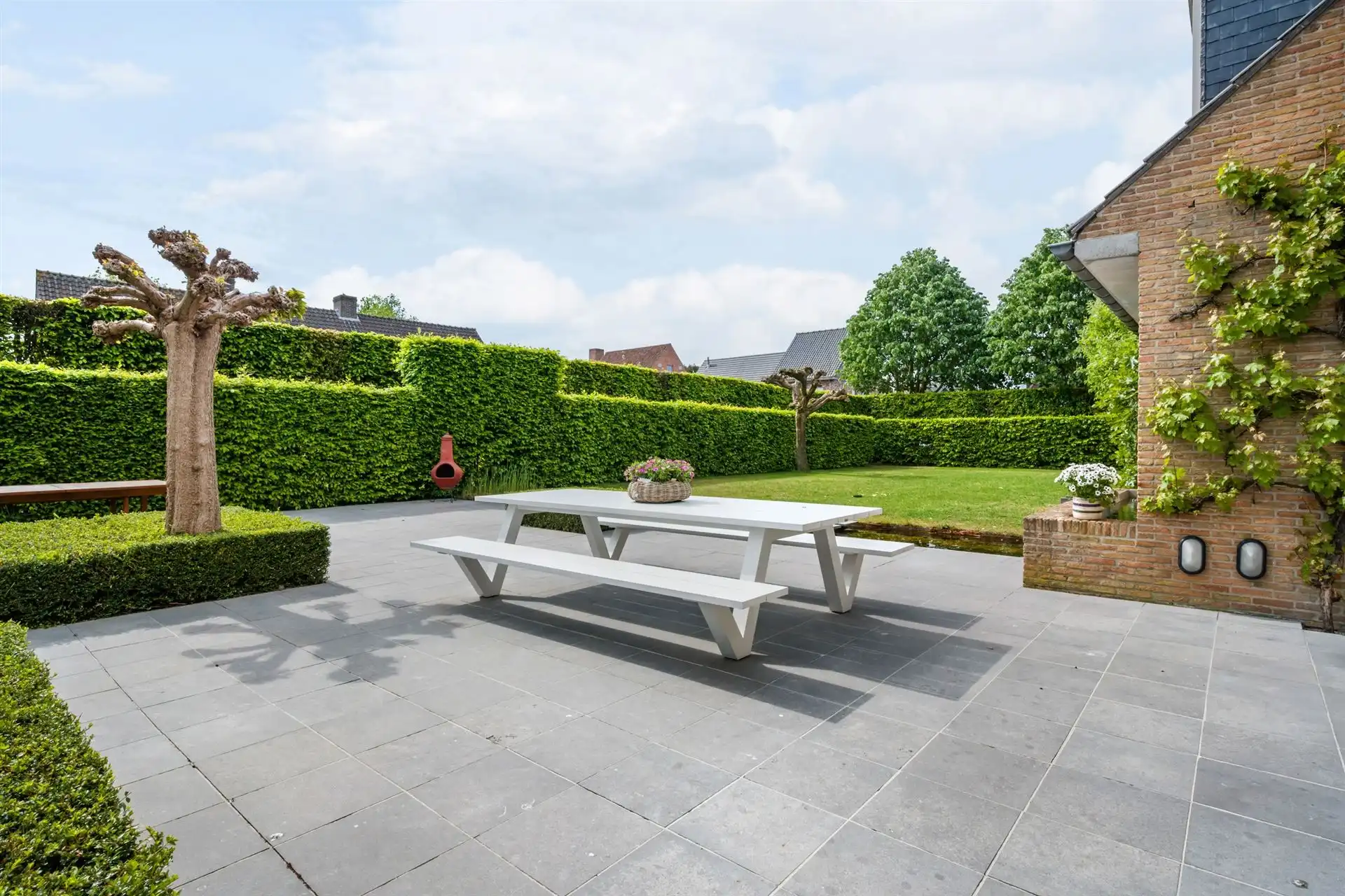 Stijlvolle villa in gegeerde villapark te Waregem. foto 4