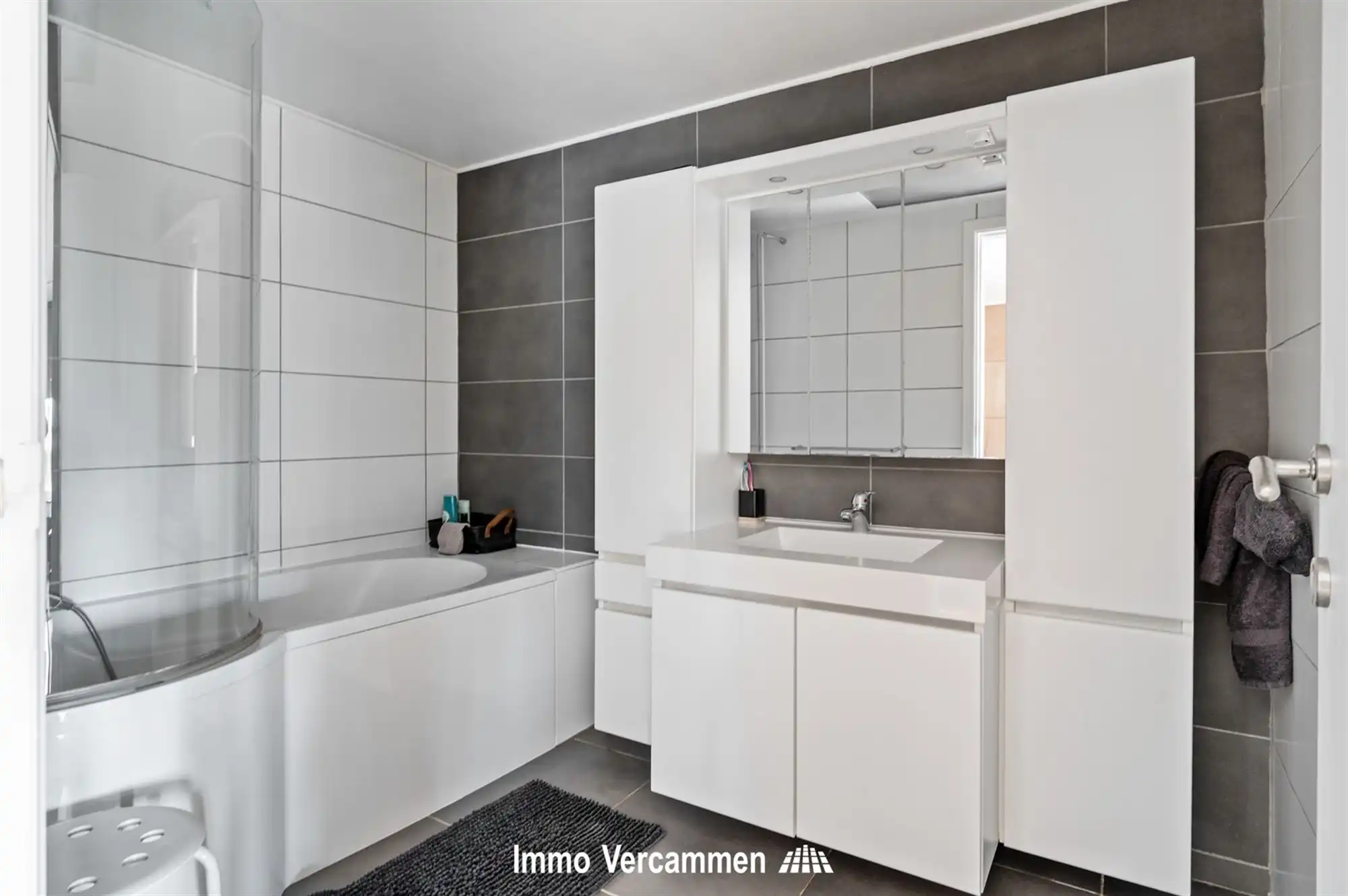 Grotendeels gemoderniseerde woning te Sint-Katelijne-Waver foto 13