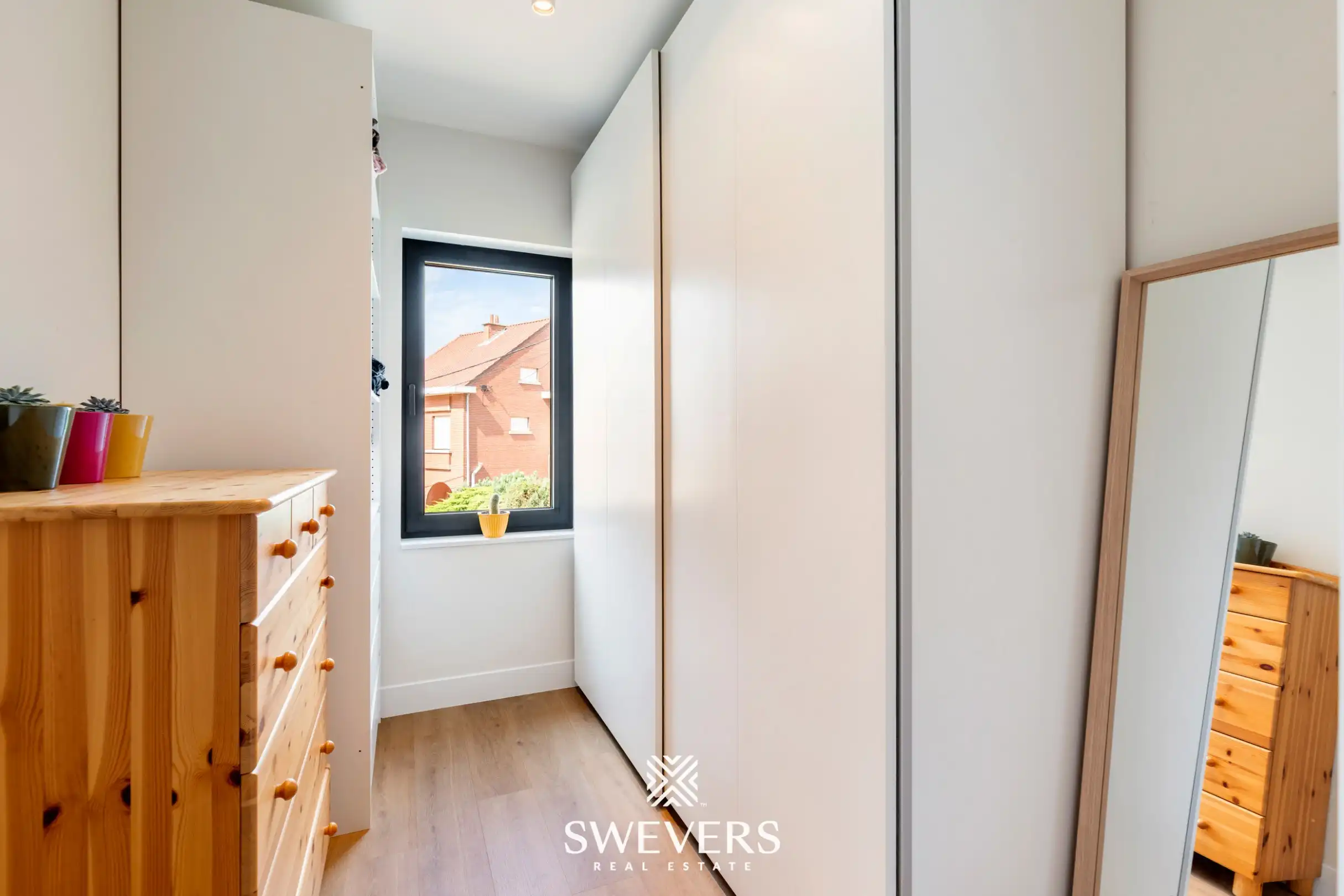Ruime gerenoveerde woning op topligging foto 21