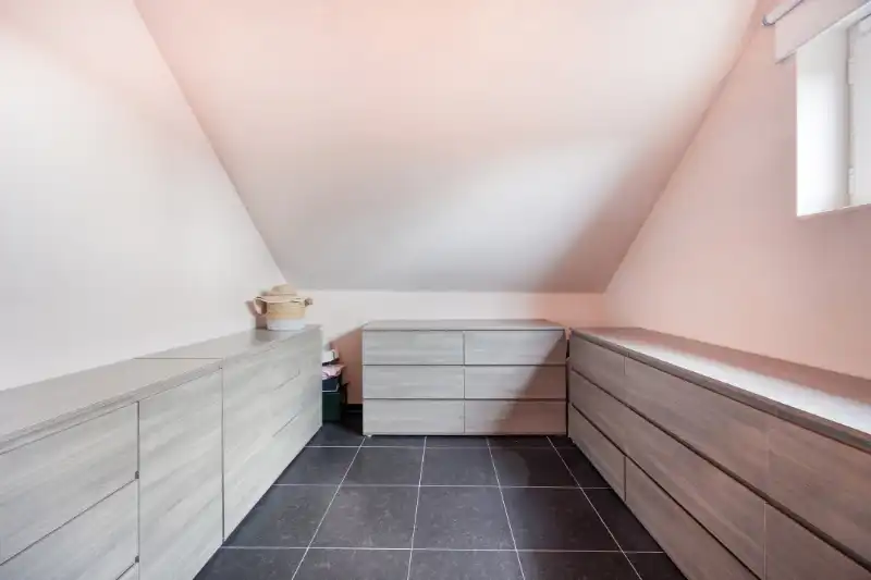 Lichtrijke duplex met 3 slaapkamers en mogelijkheid tot garage. foto 9