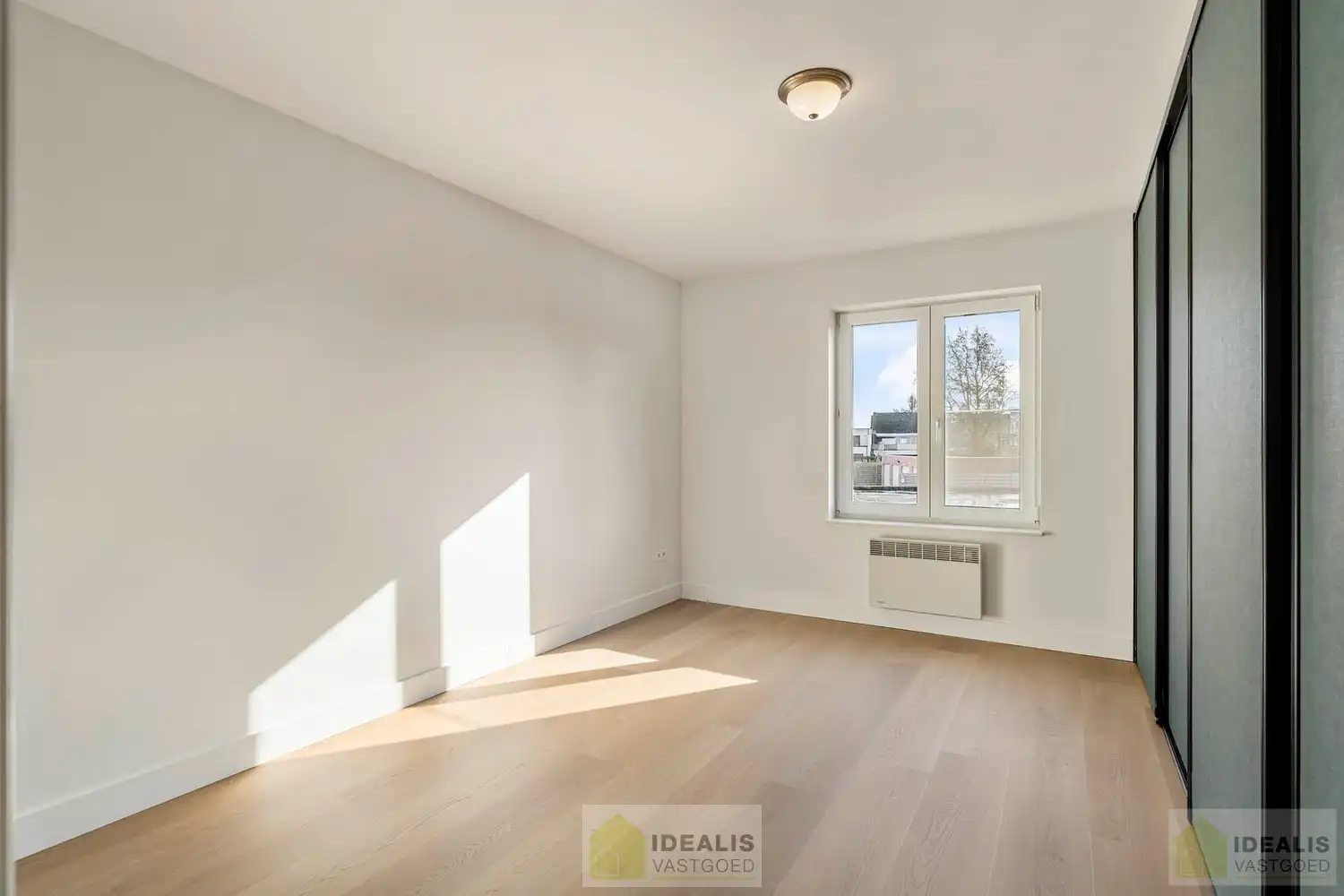 IDEALIS VASTGOED - PRACHTIG GERENOVEERD DUPLEXAPPARTEMENT IN HARTJE HAMONT! foto 27