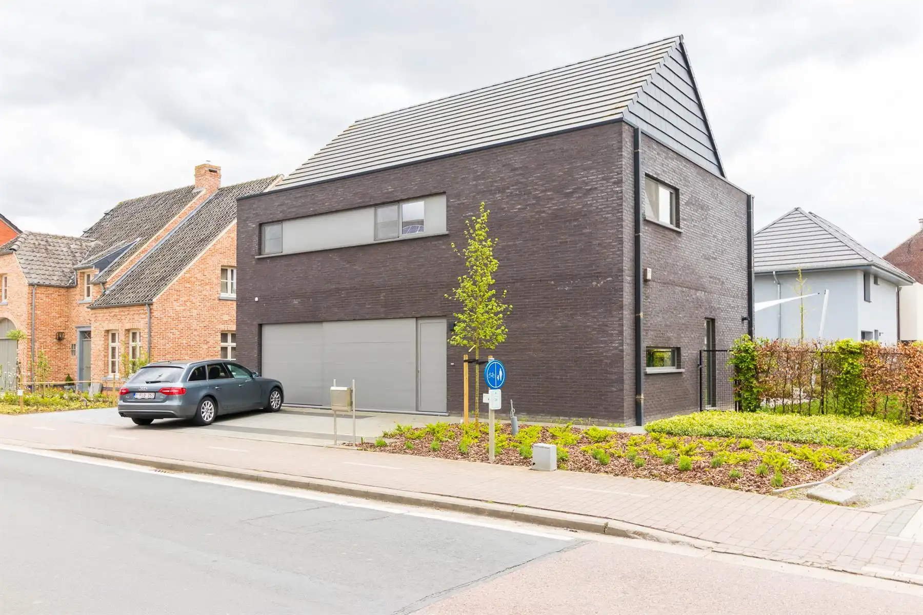 Villa te huur foto {{pictureIndex}}