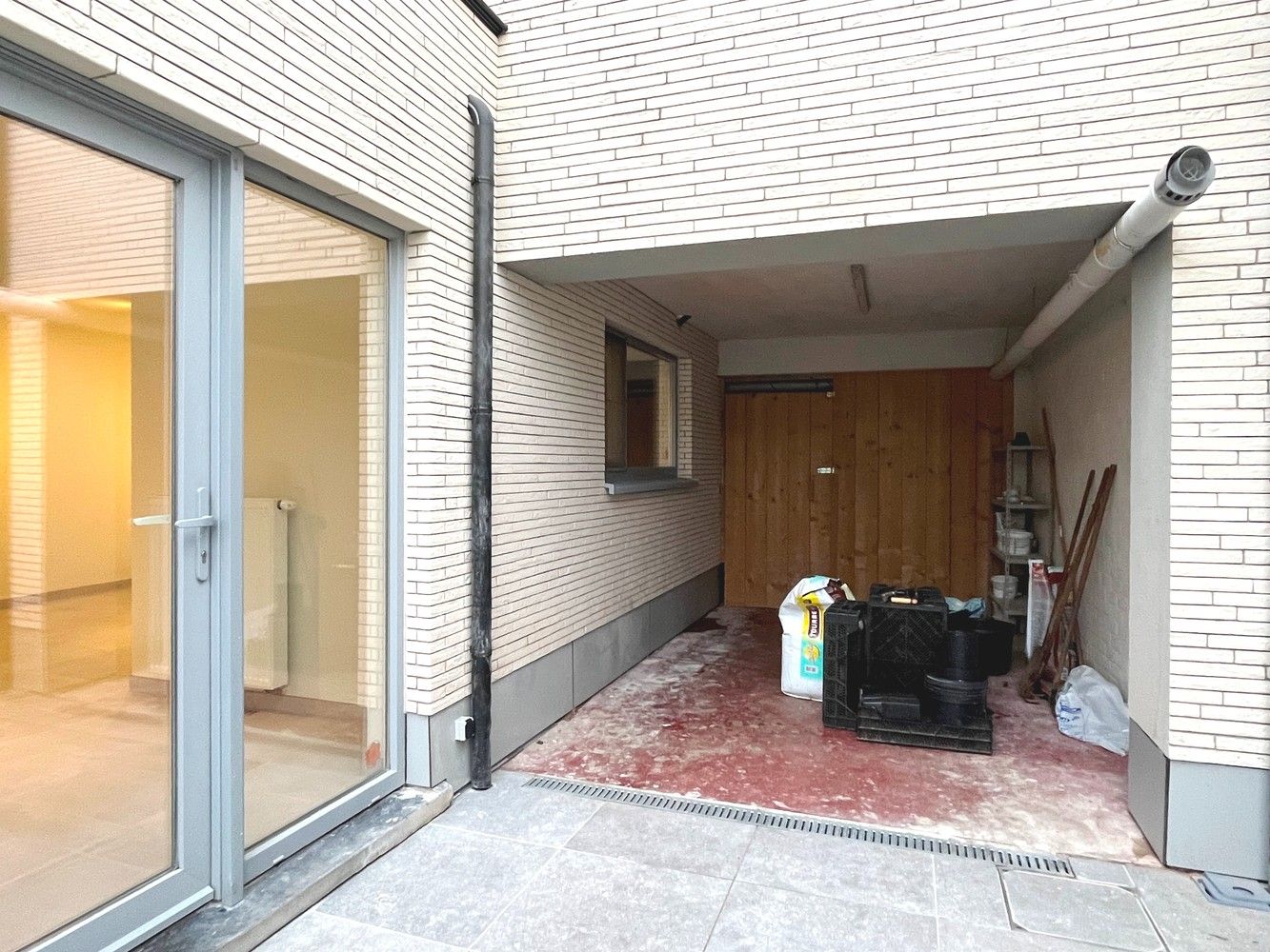 Volledig gerenoveerd gelijkvloers appartement in de buurt van UZ Gent met ruime stadstuin foto 5