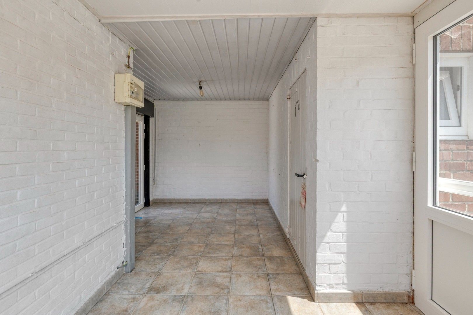 Charmante alleenstaande woning met tuin en achterliggende garage foto 6