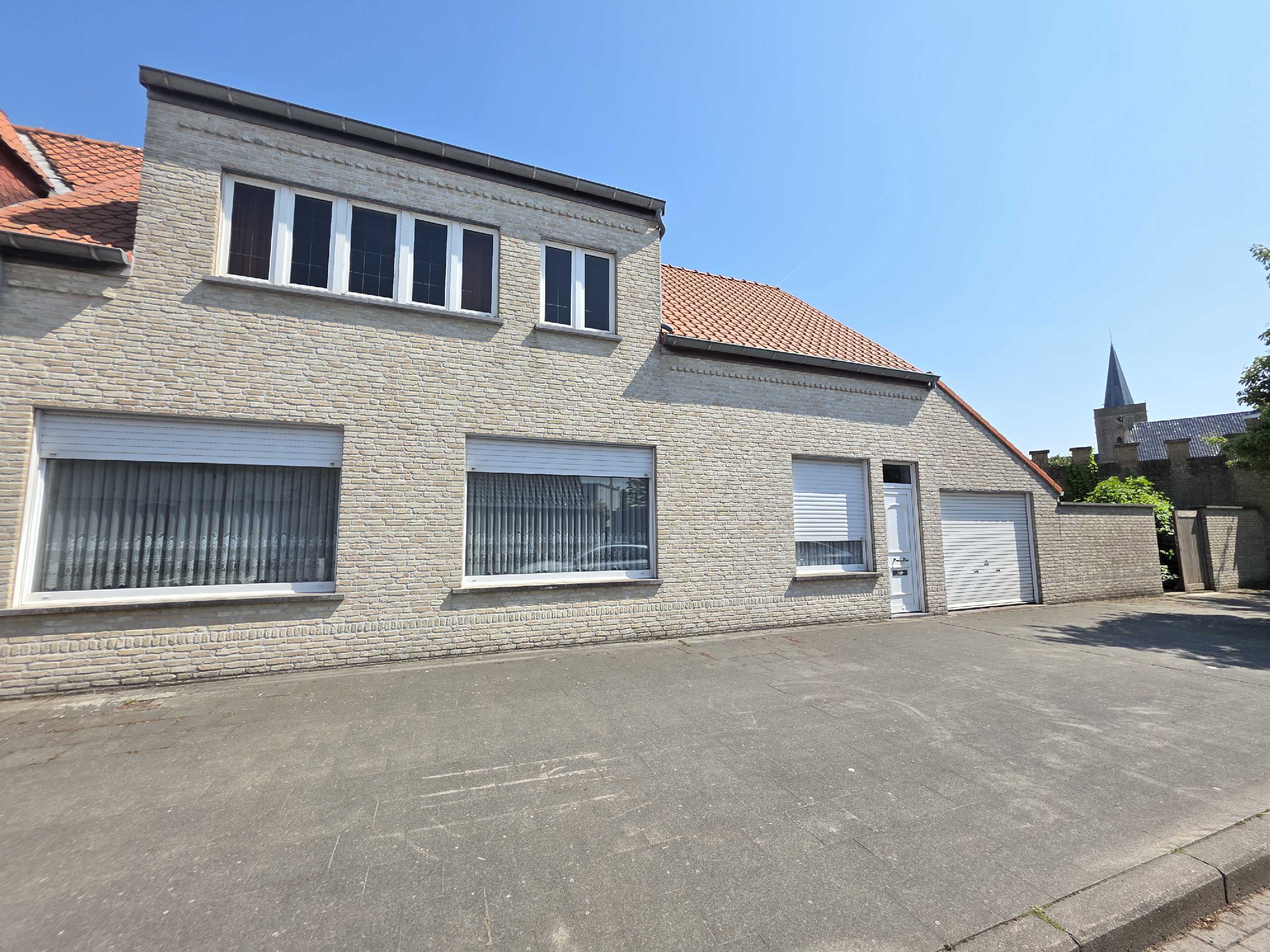 Te renoveren halfopen woning met zonnige tuin te Ramskapelle (Nieuwpoort) foto 13