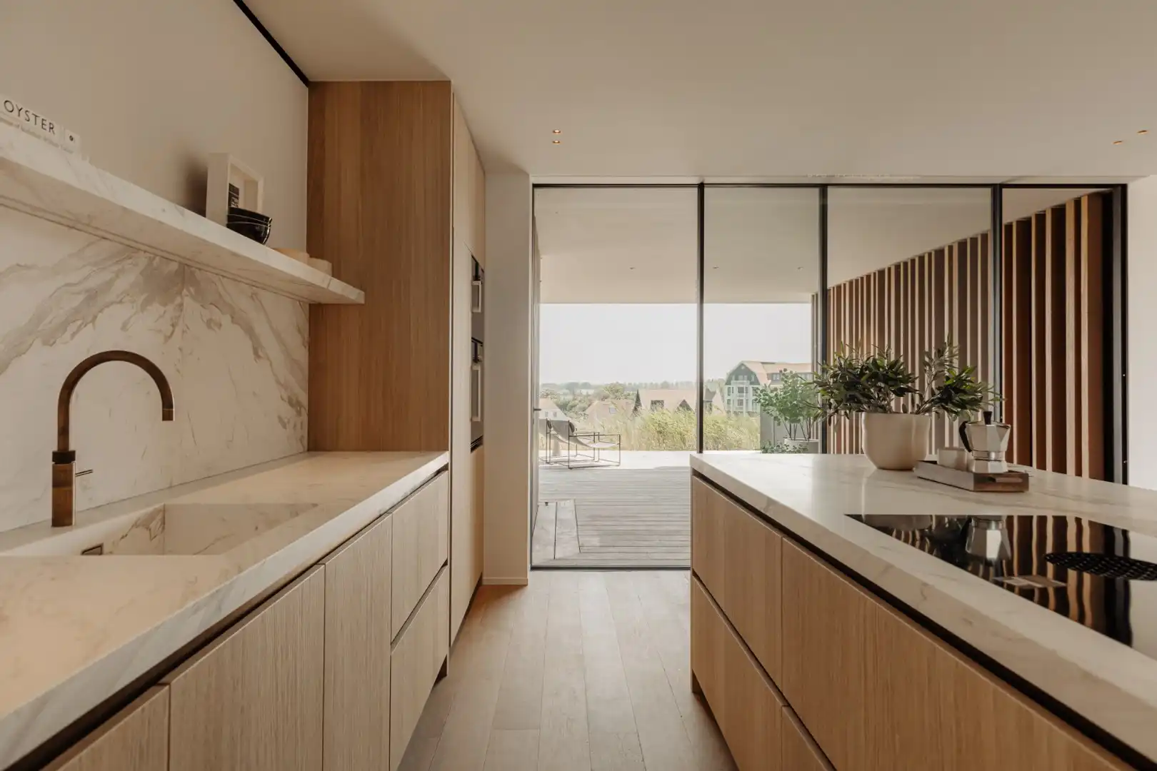 Uiterst smaakvol en top-notch afgewerkt appartement met frontaal zeezicht van het gelijkvloers terras - Residentie Blanke Top foto 8