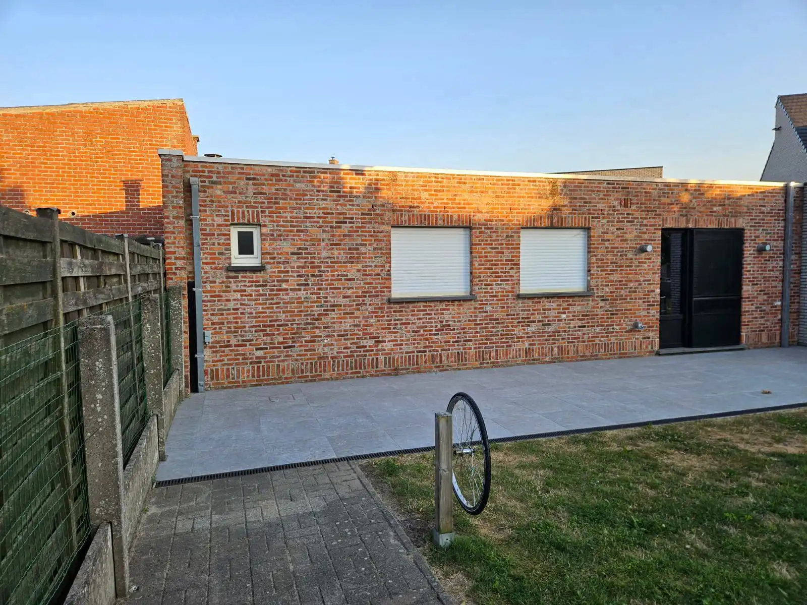  Gezinswoning met tuin en en vlotte parkeermogelijkheden foto 24