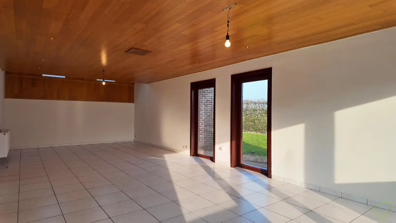 Ruime alleenstaande woning in fermettestijl op landelijke ligging te Zomergem! foto 7