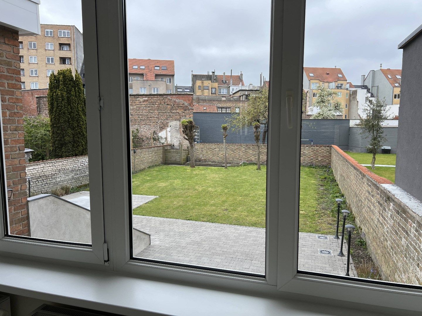 Instapklaar appartement met tuin - INTERBELLUMWIJK foto 10