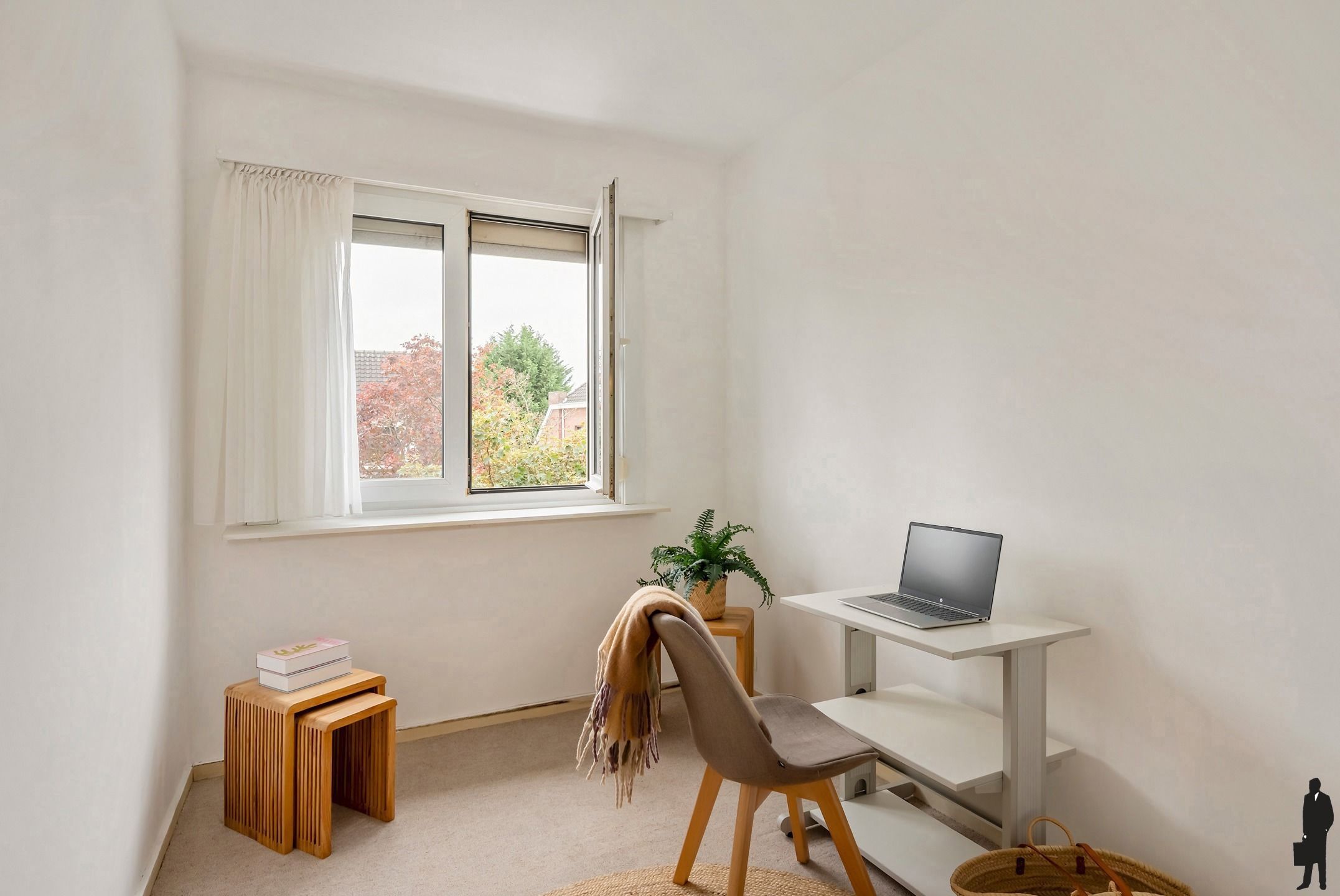 Schitterende woning met ruime tuin foto 11