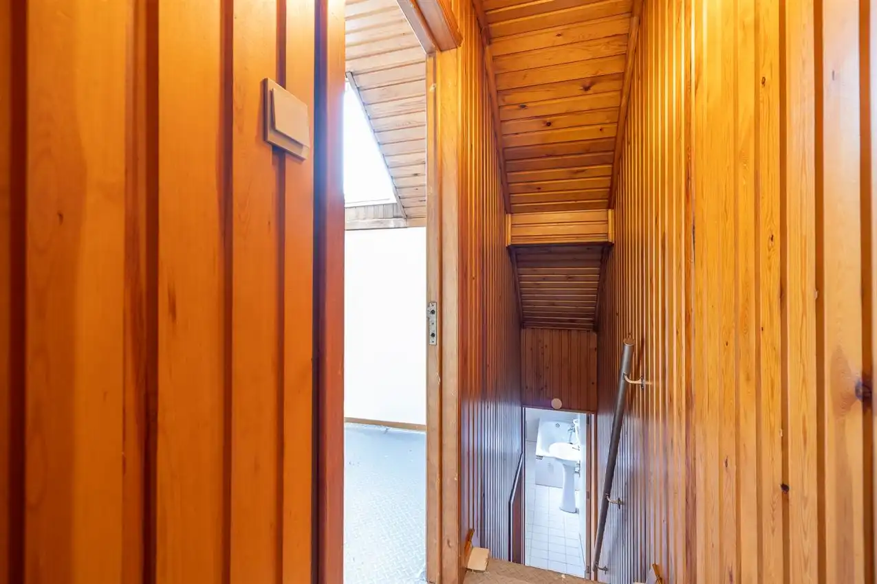 Op te frissen rijwoning in het centrum foto 20