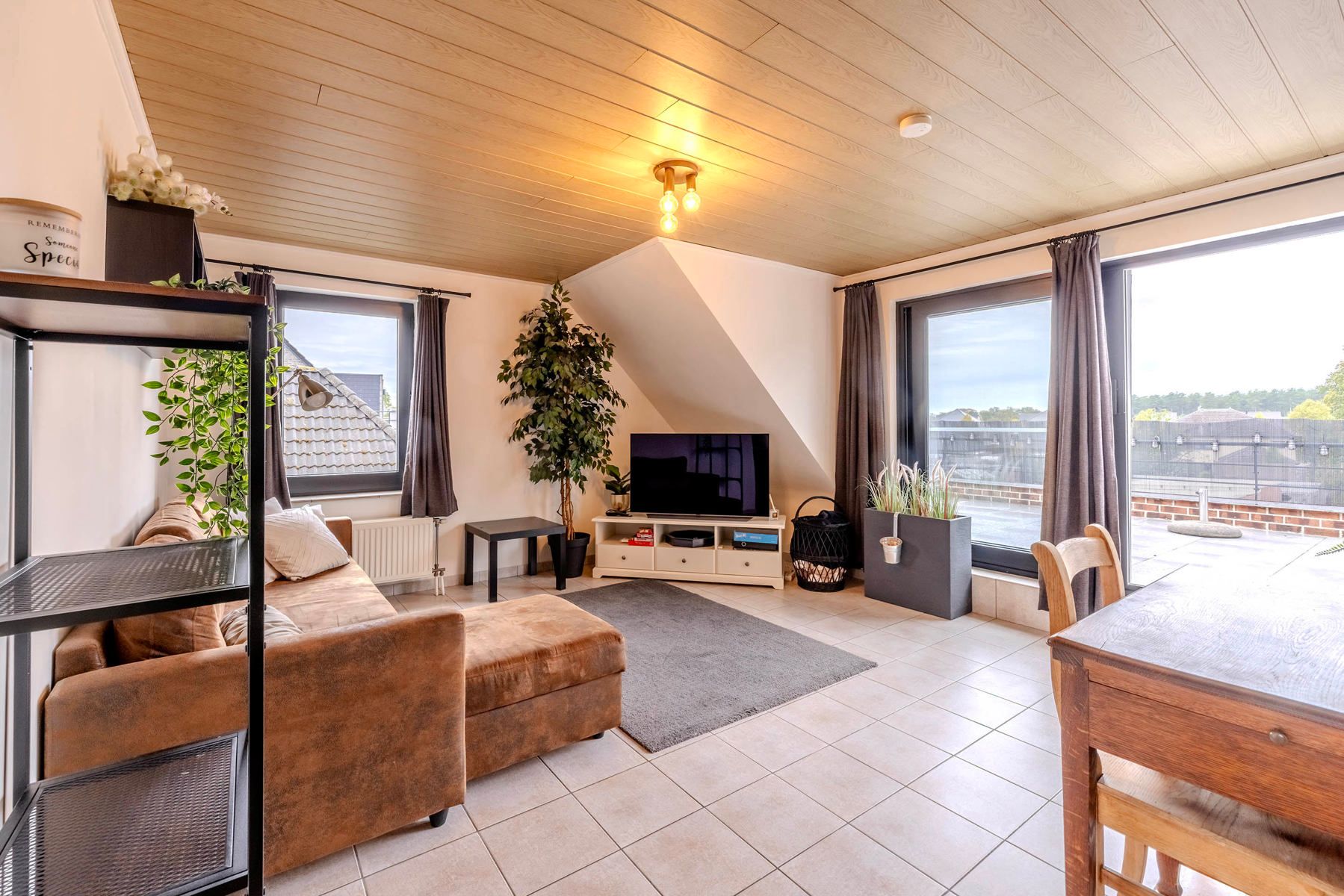 Dakapp met 1 slpk, ruim en prachtig terras en garagebox foto 5
