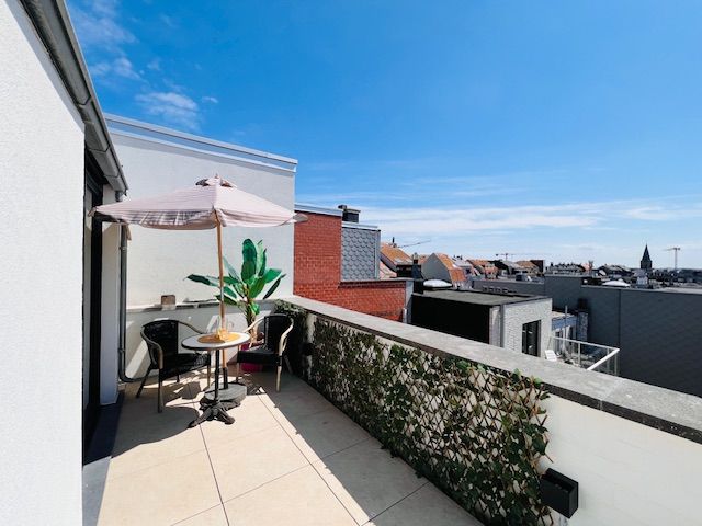 Exclusieve zonnige penthouse met 2 kamers en 55m² terras foto 23