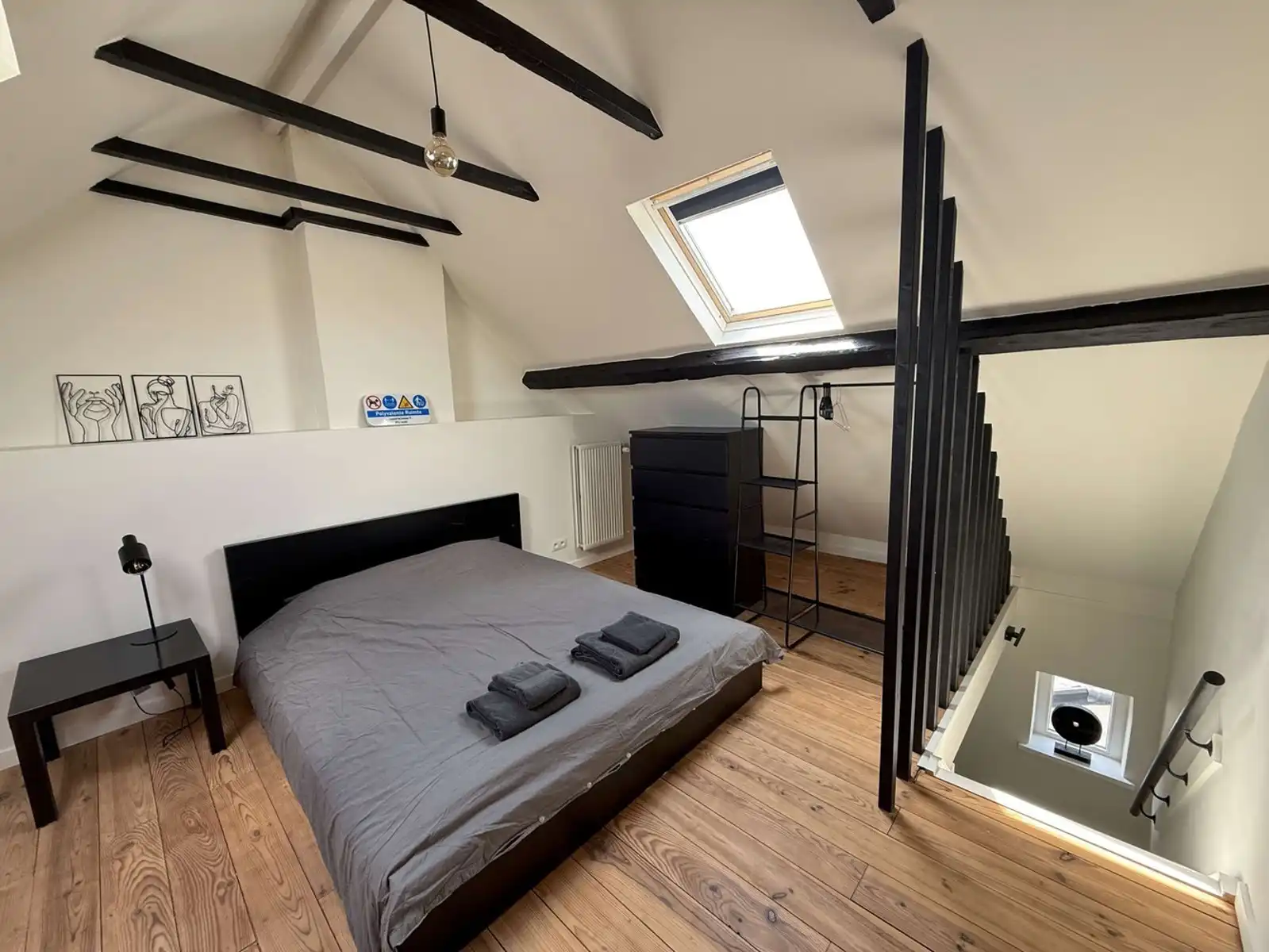 Recent gerenoveerd en volledig gemeubeld rijhuis met tuin te huur foto 20