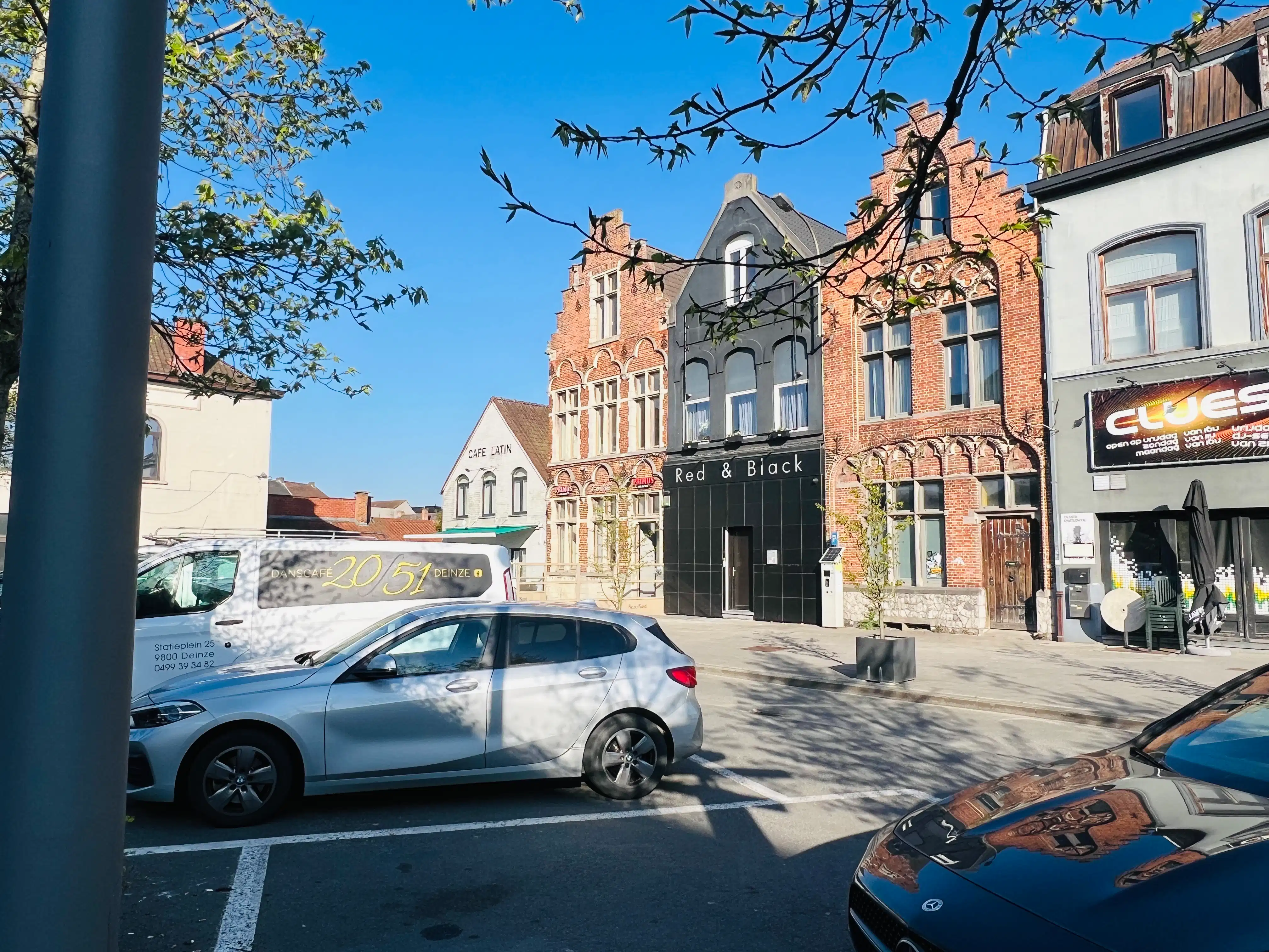 Karaktervol handelspand met appartement, veel mogelijkheden foto 3