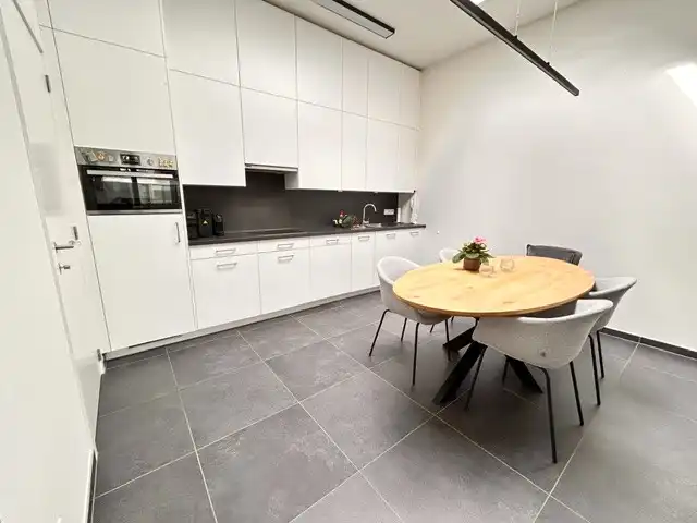 Prachtig 2slpk appartement aan de Blauwe Boulevard met autostaanplaats in Hasselt foto 7